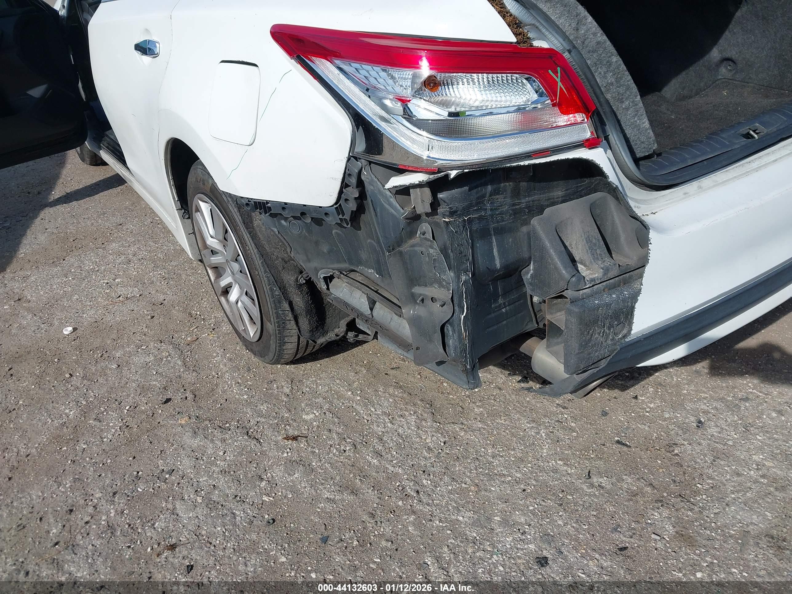 NISSAN ALTIMA image 6