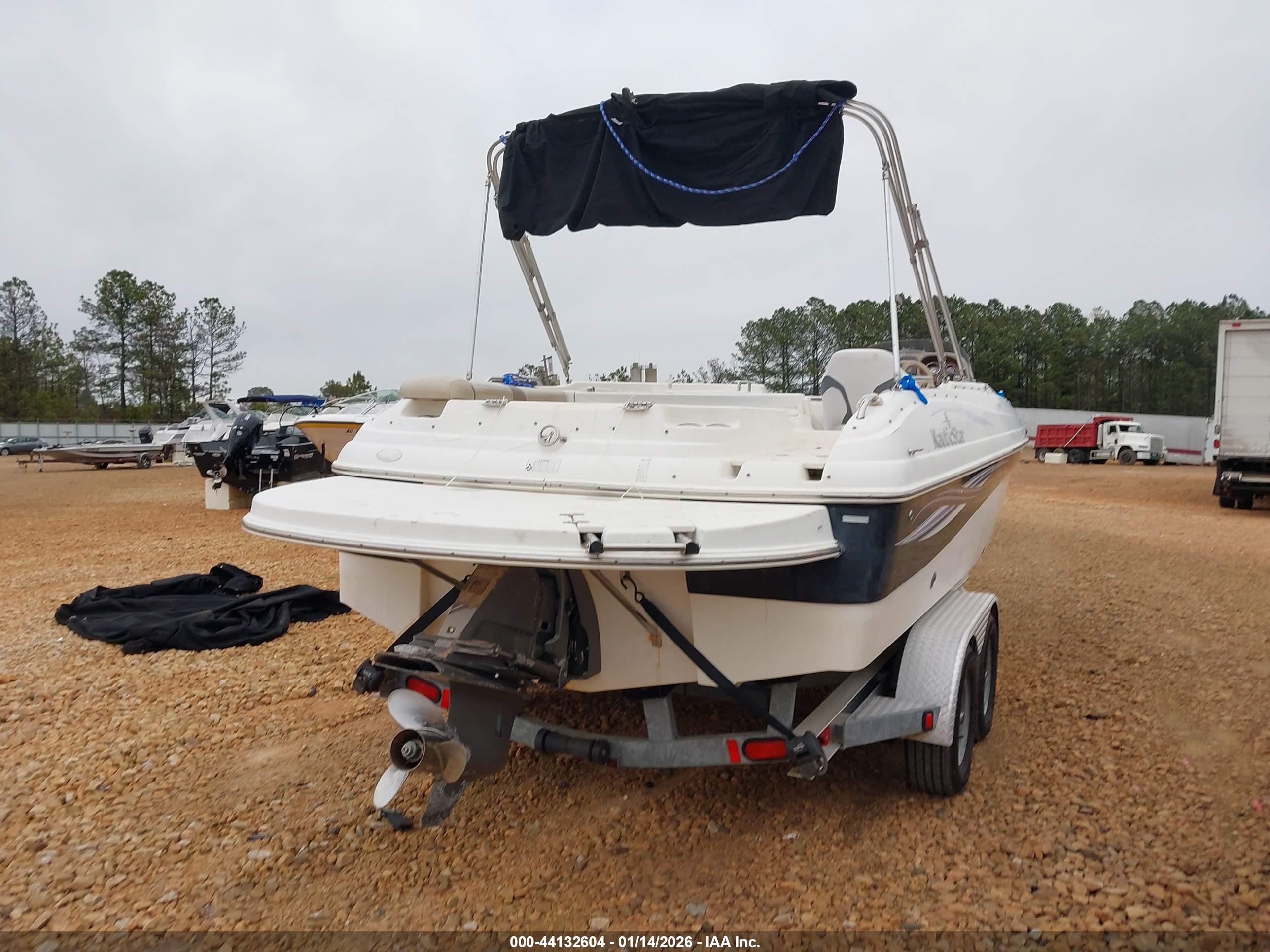 NAUTICSTAR BOAT image 4