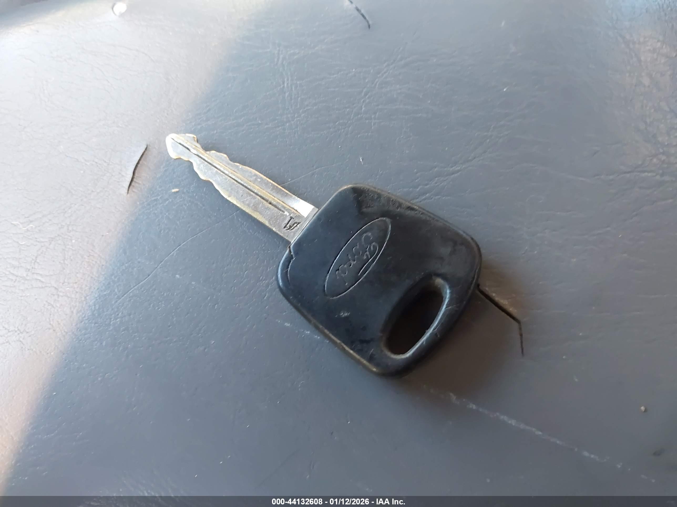 FORD ESCAPE image 11
