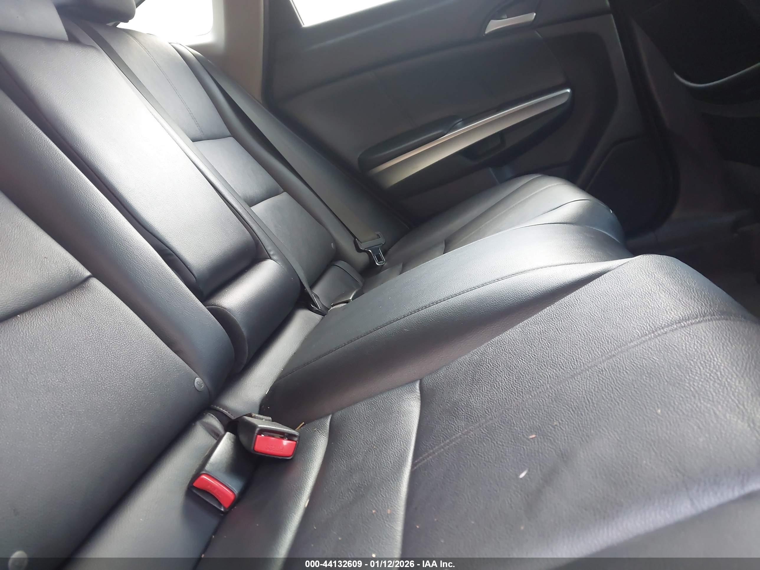 HONDA CROSSTOUR image 8