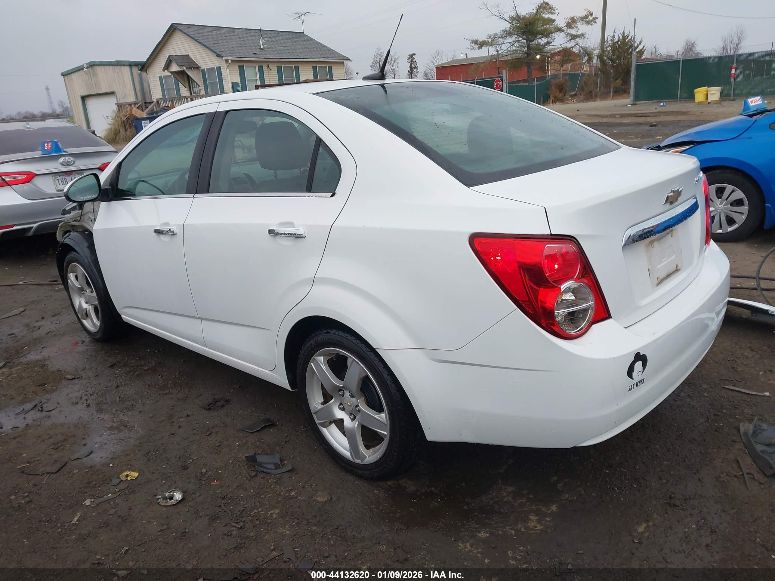CHEVROLET SONIC image 3