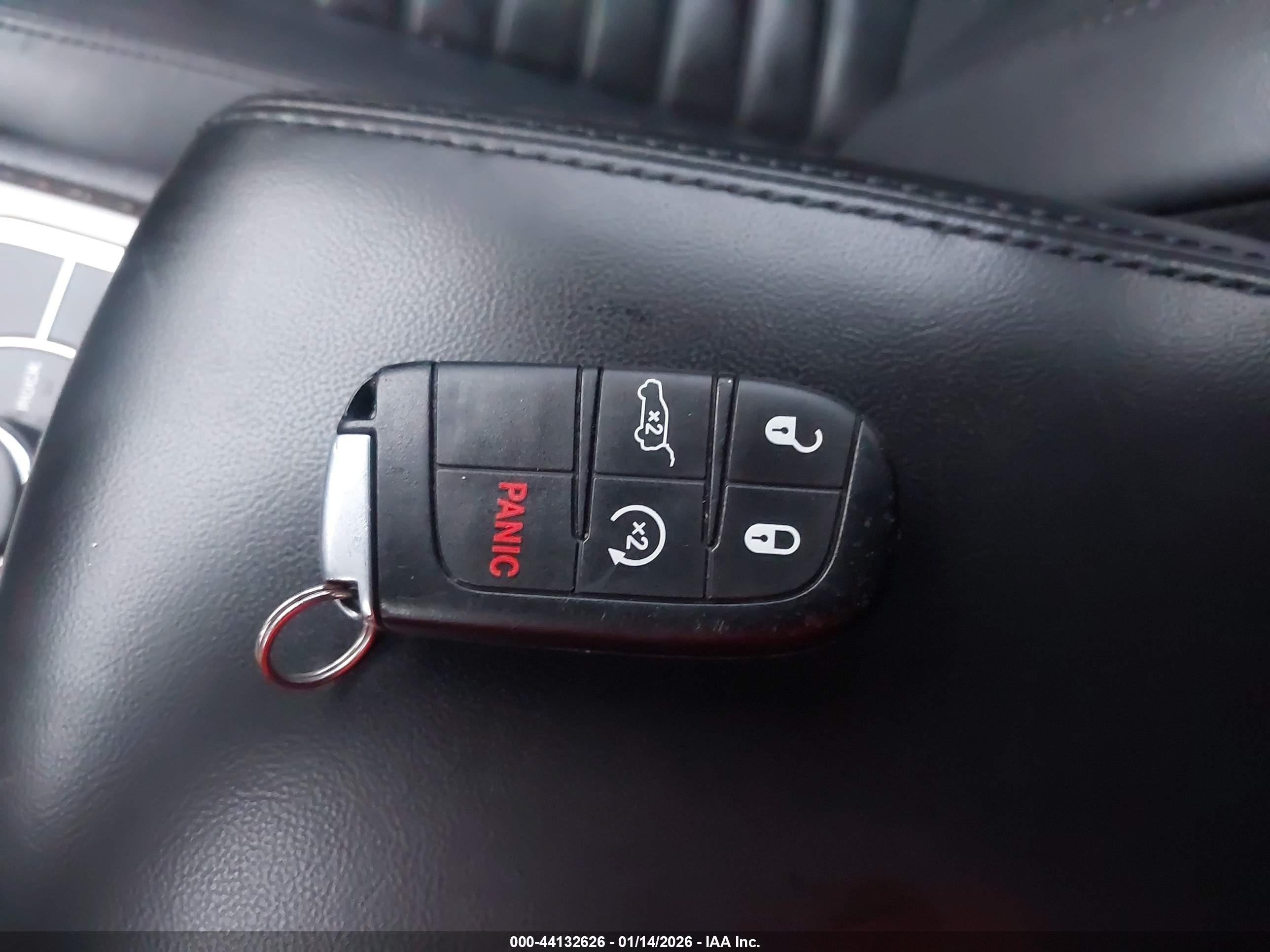 JEEP GRAND image 11