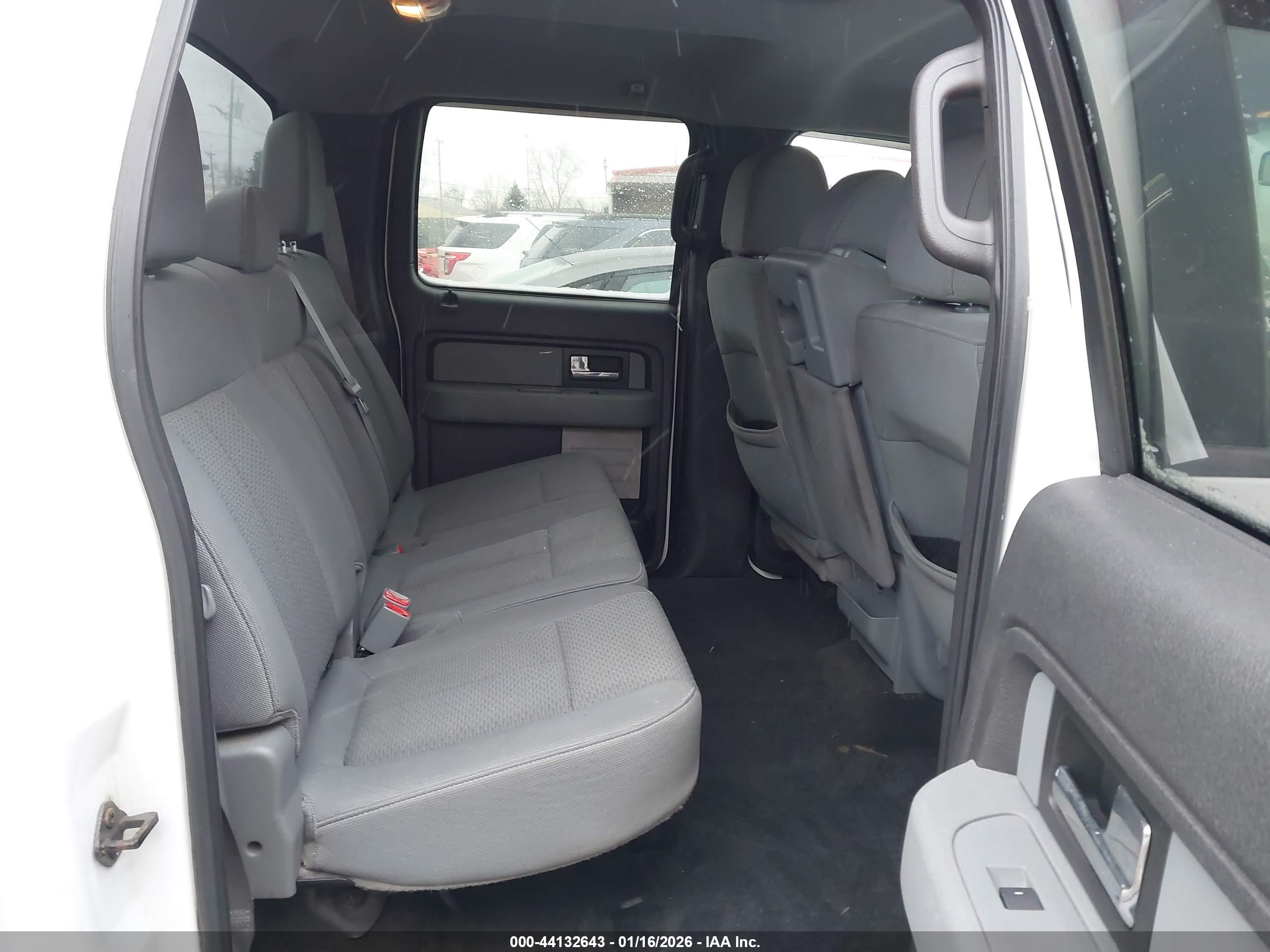 FORD F-150 image 8