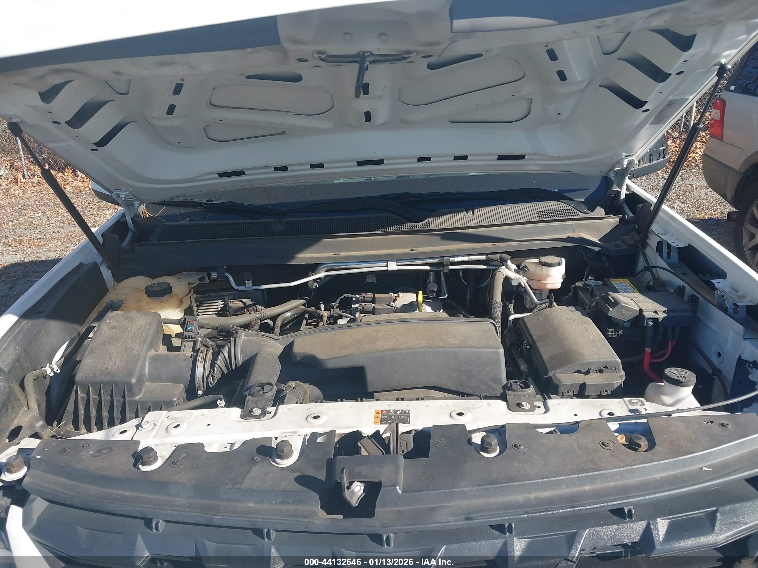 CHEVROLET COLORADO image 10