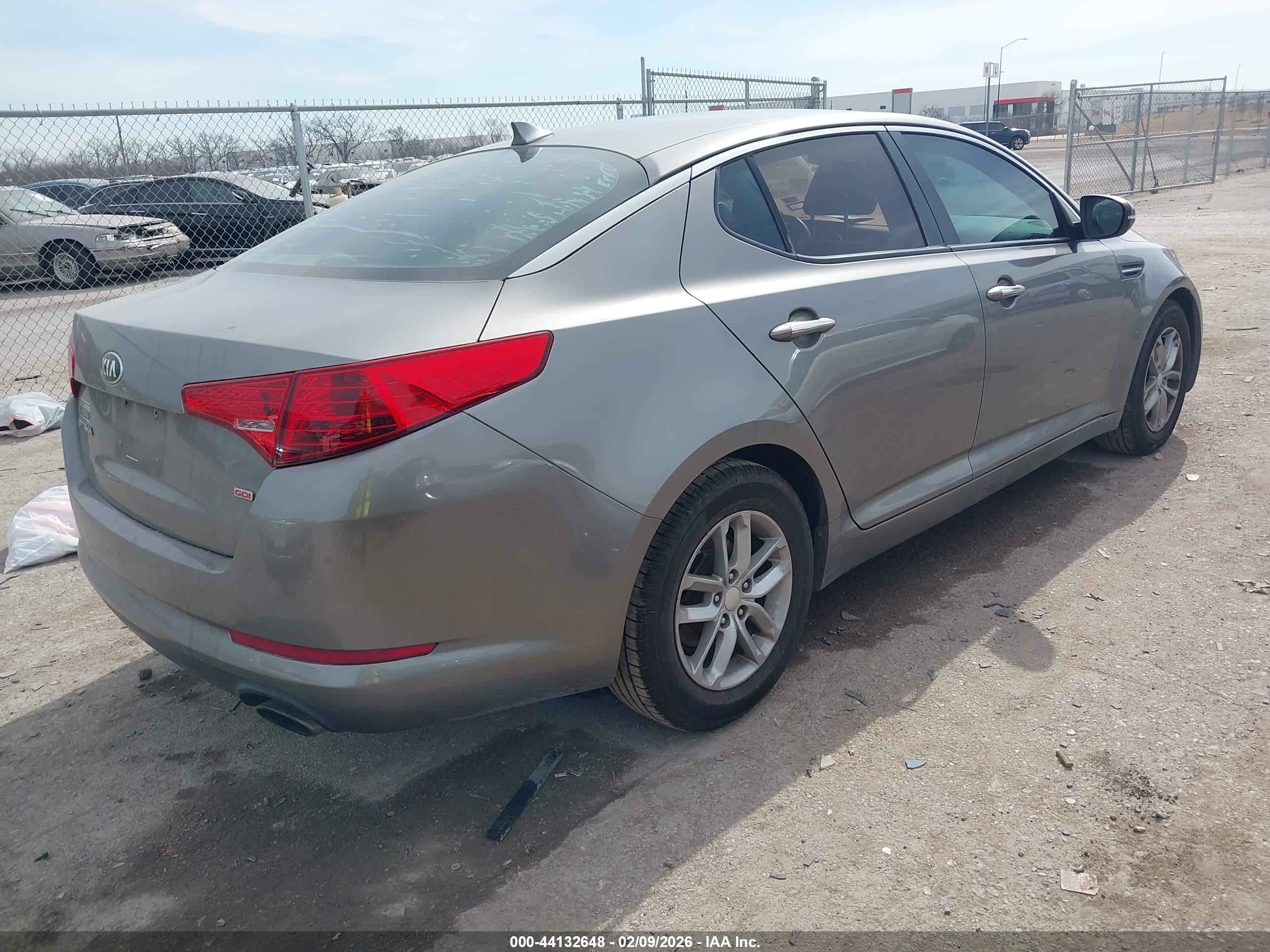 KIA OPTIMA image 4
