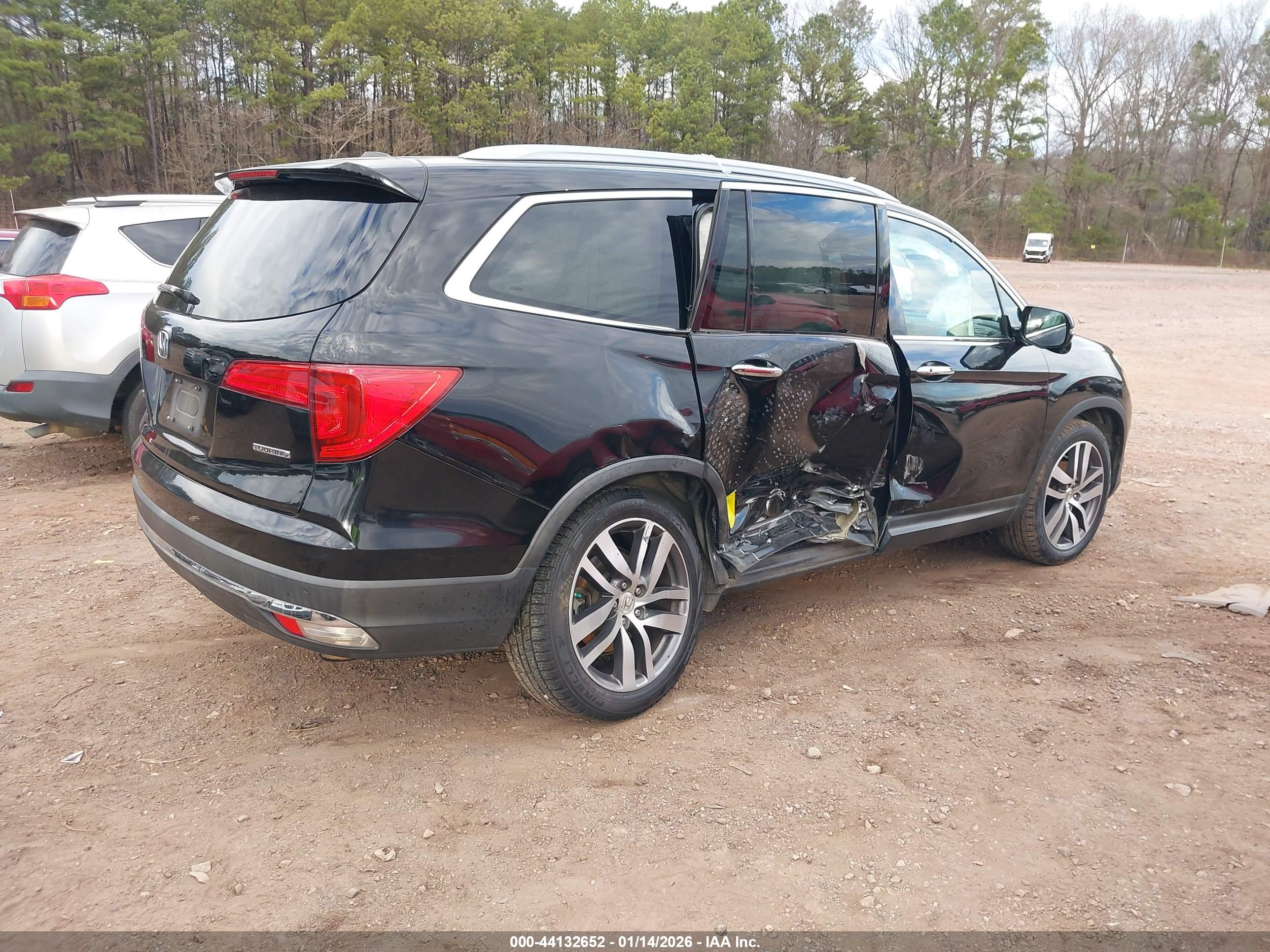 HONDA PILOT image 4