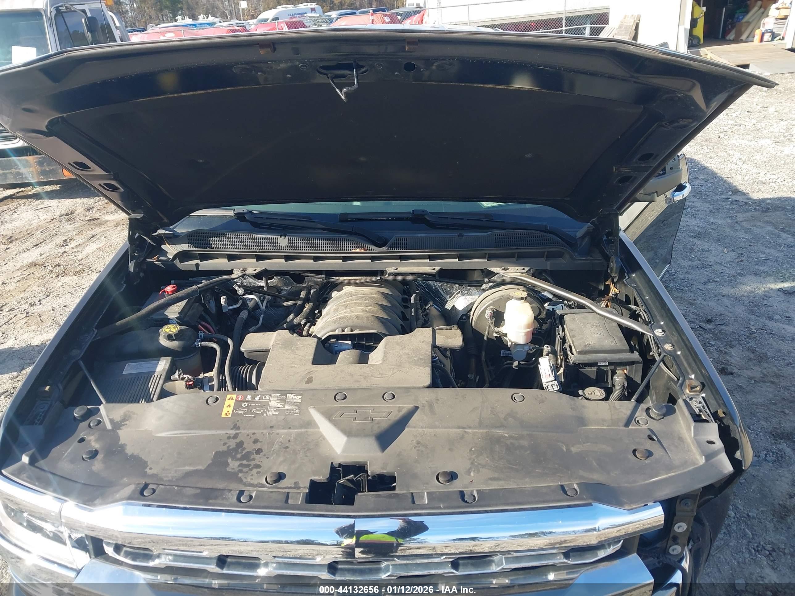 CHEVROLET SILVERADO image 10