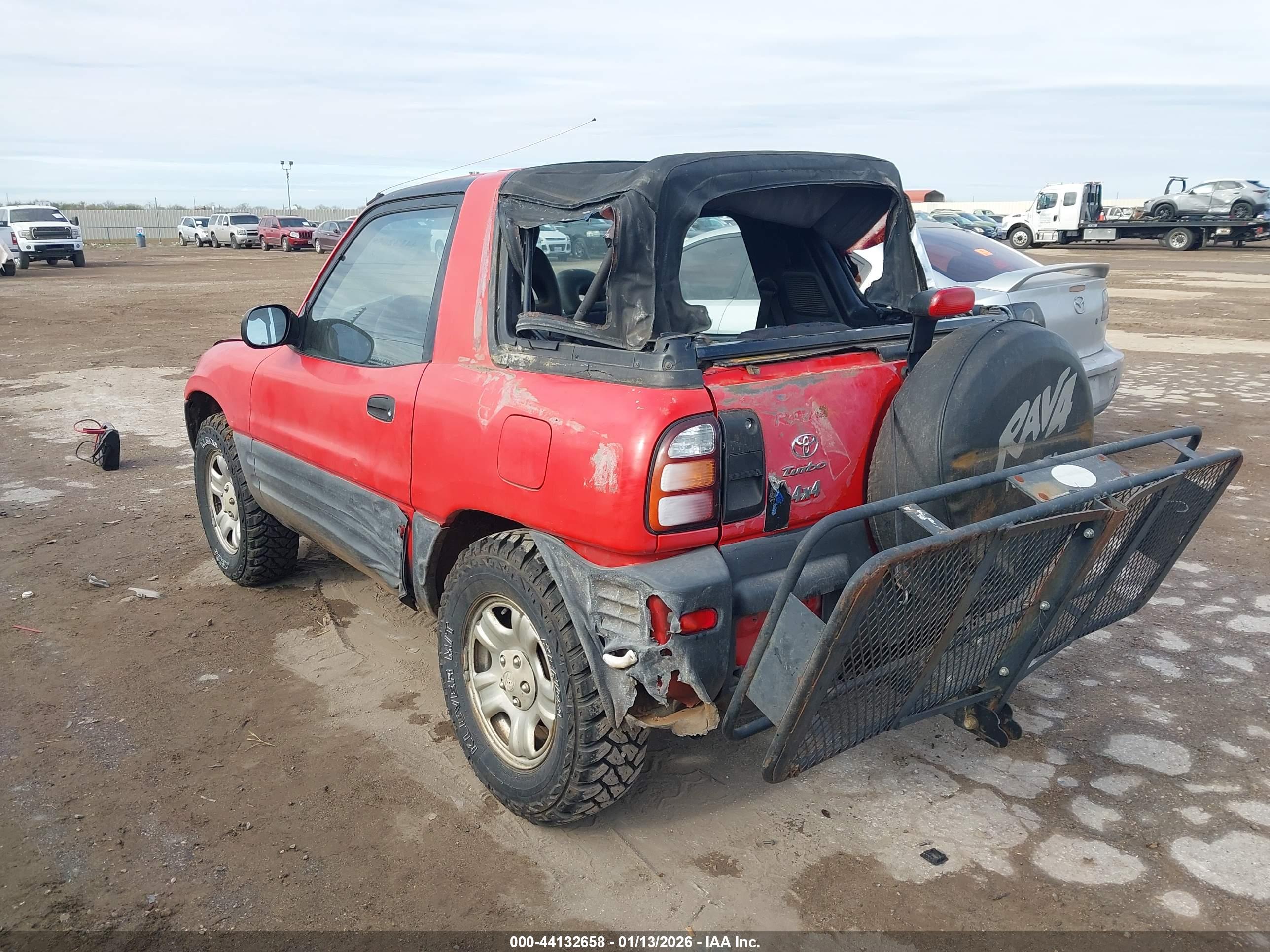 TOYOTA RAV4 image 3