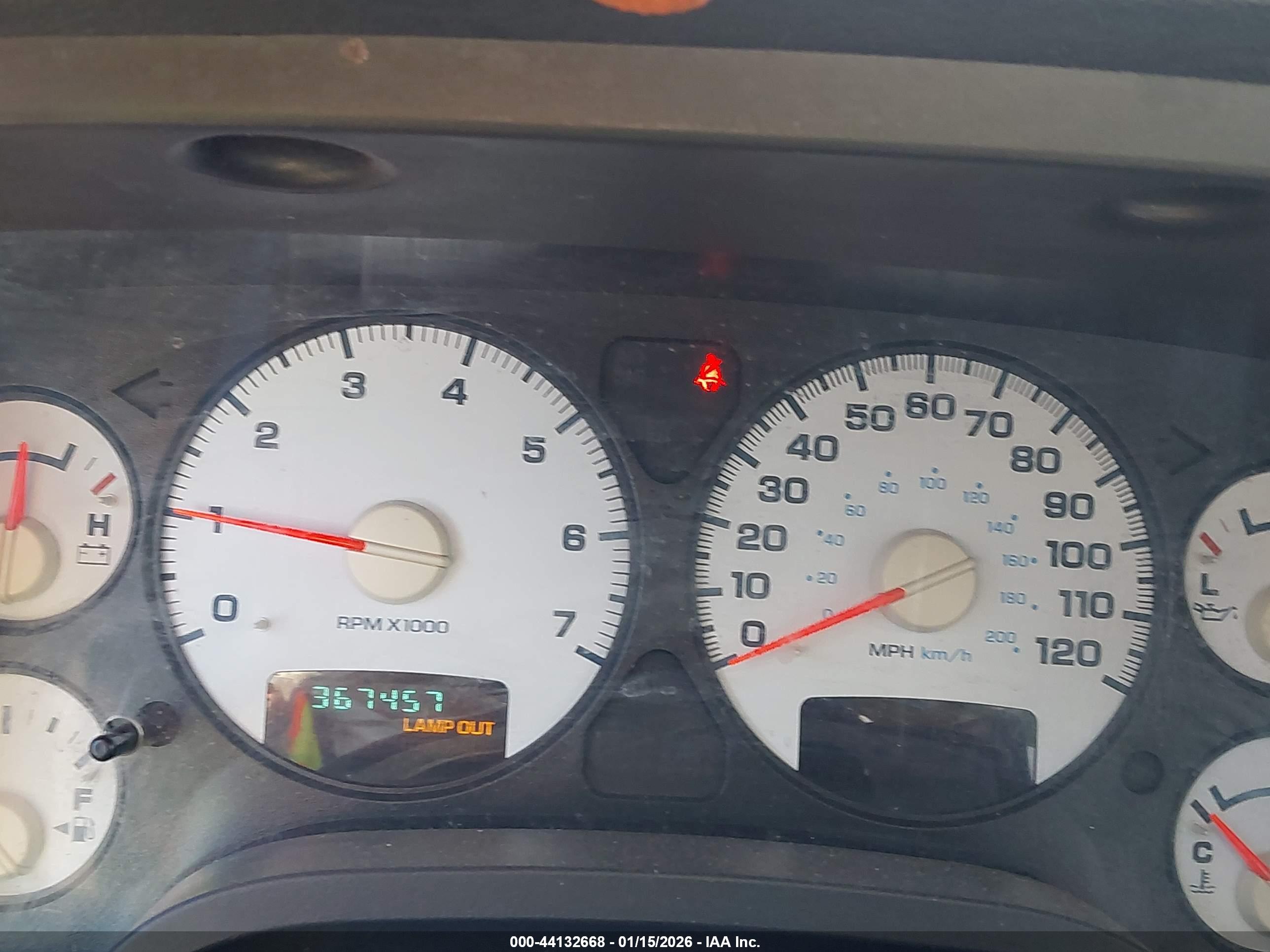 DODGE RAM image 7