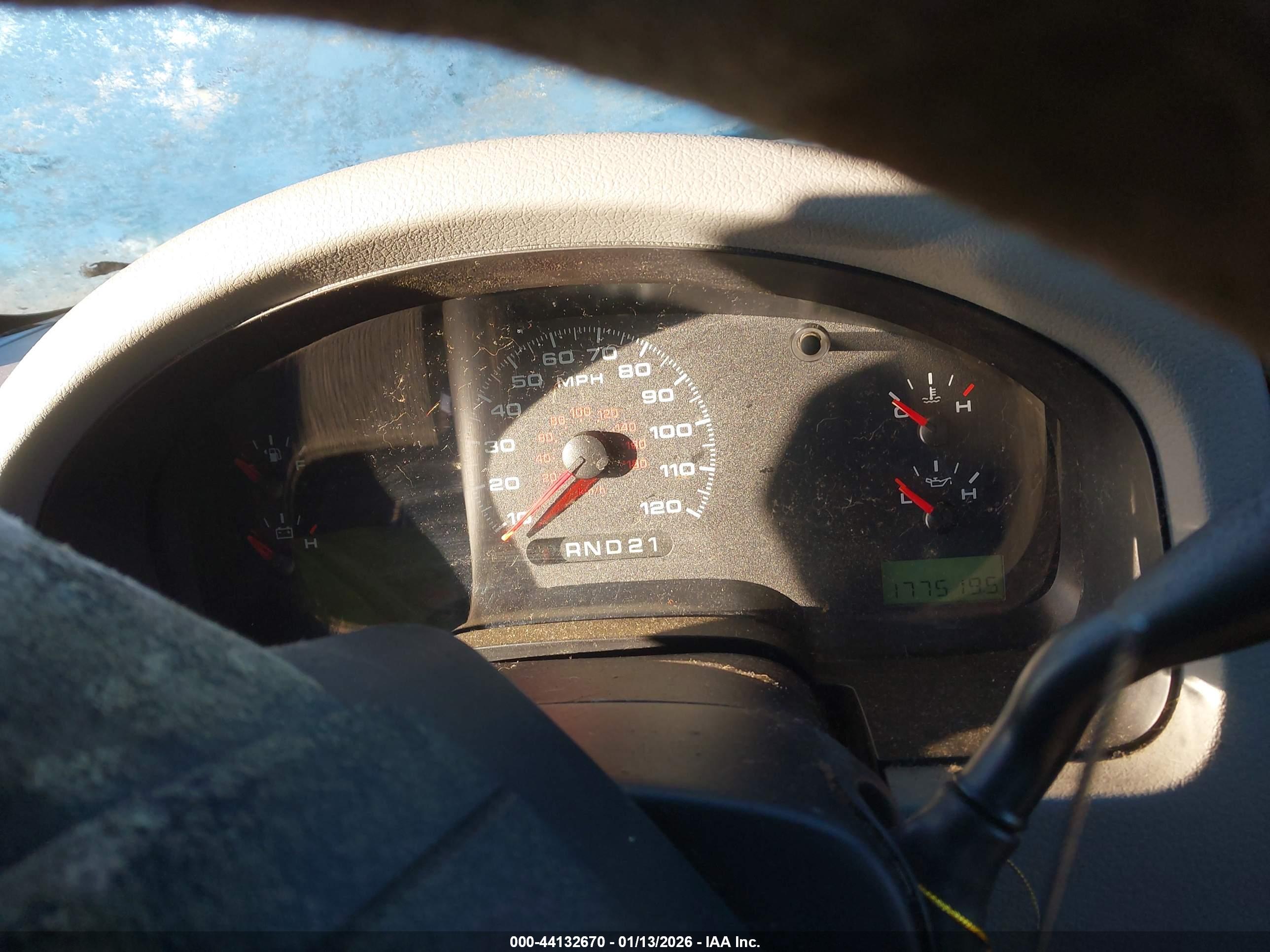 FORD F-150 image 7