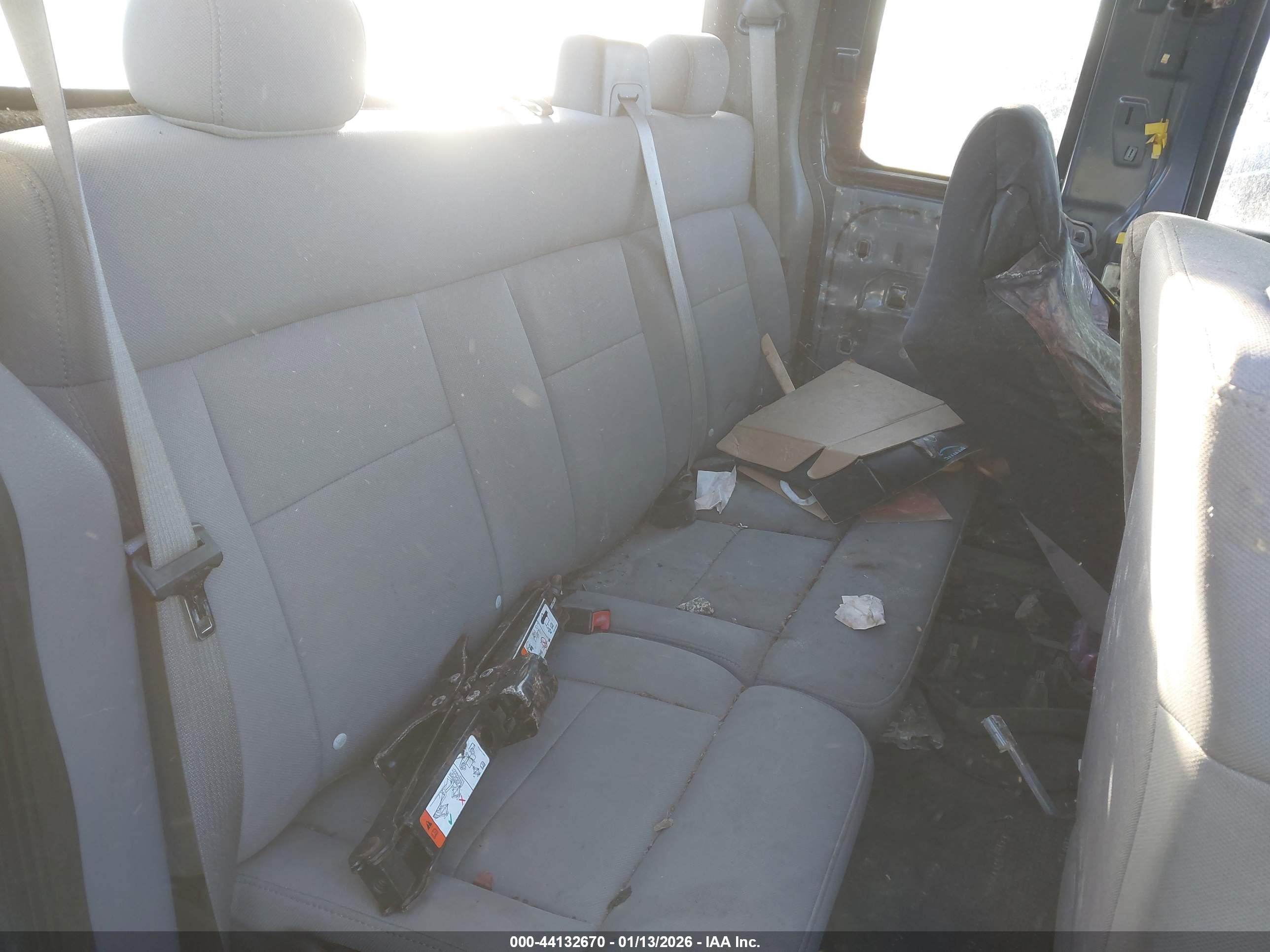 FORD F-150 image 8