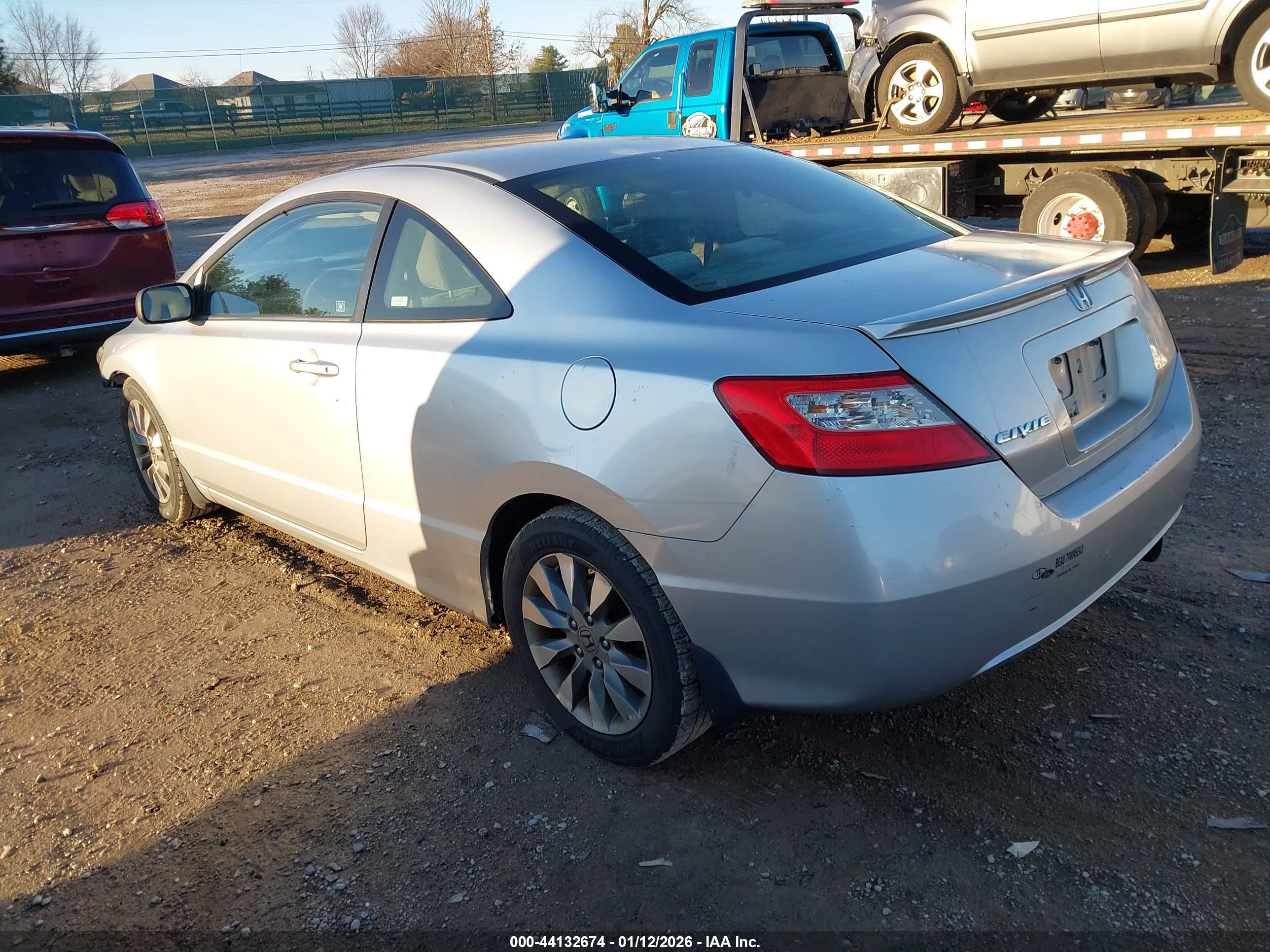 HONDA CIVIC image 3