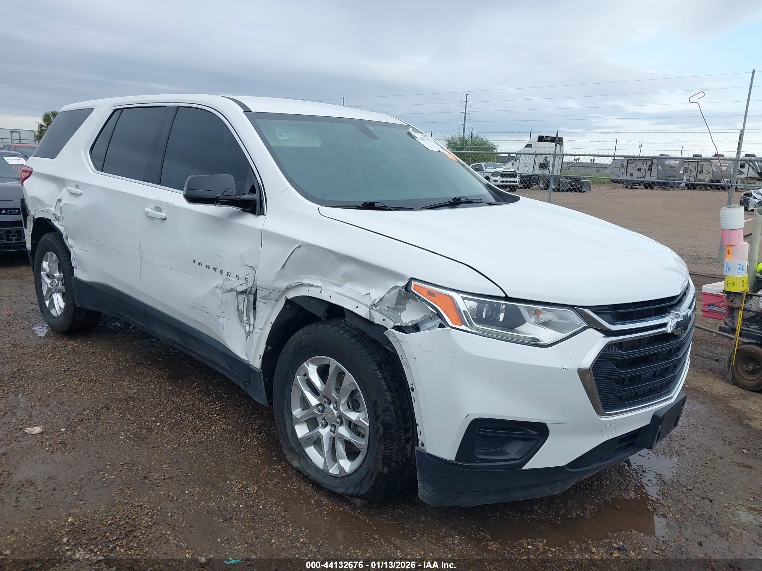 CHEVROLET TRAVERSE image 6