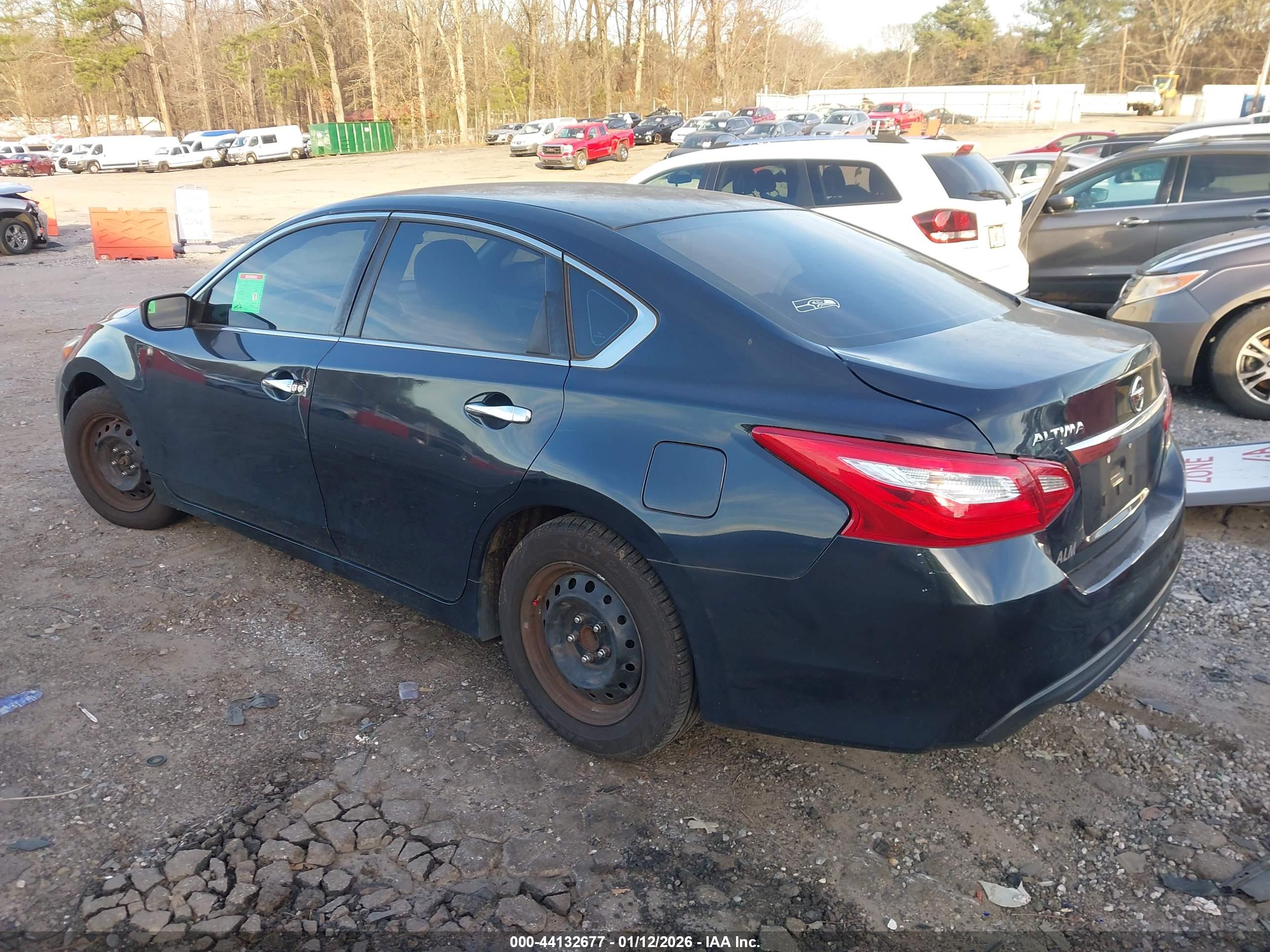 NISSAN ALTIMA image 3