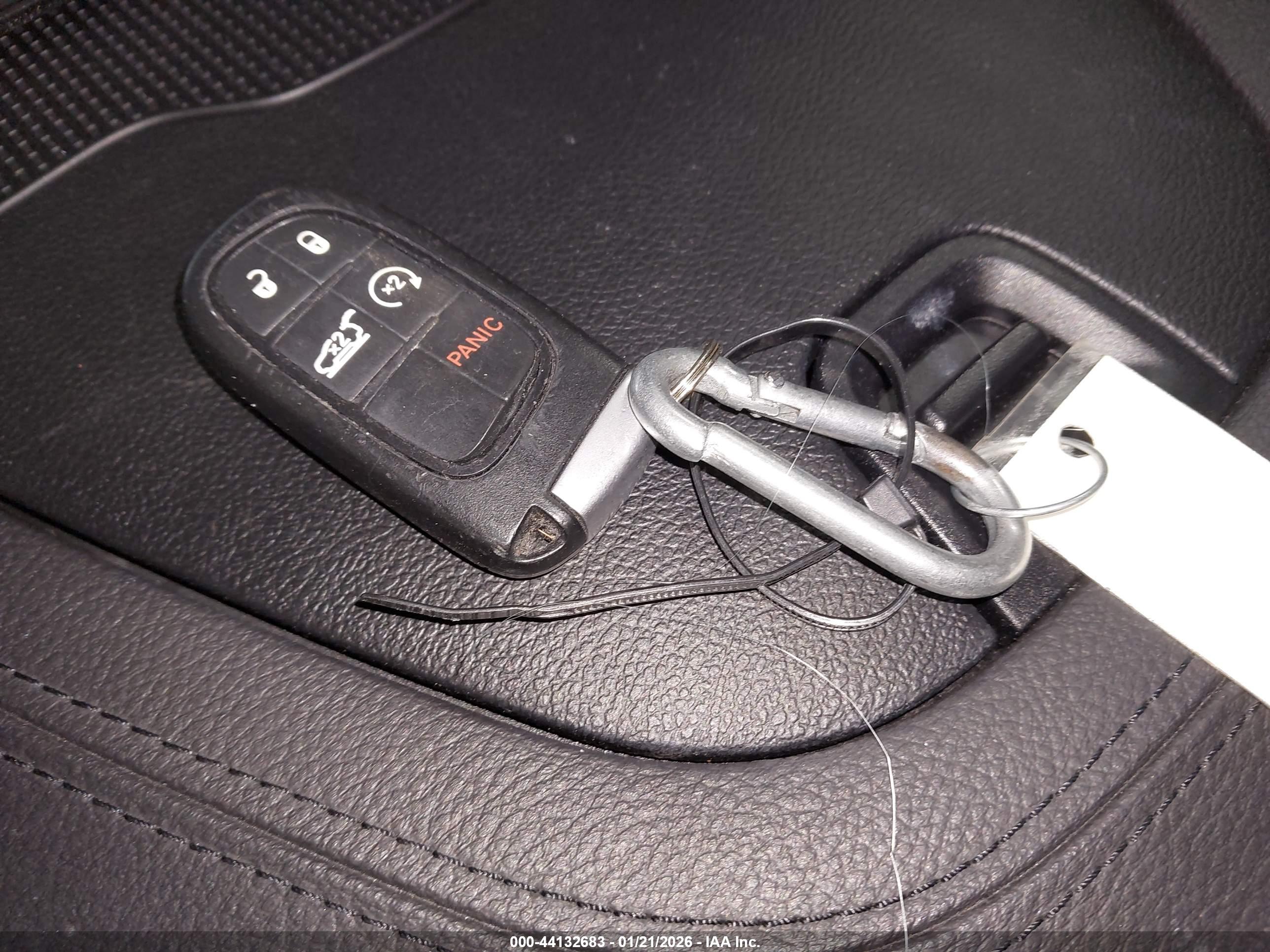 JEEP CHEROKEE image 11