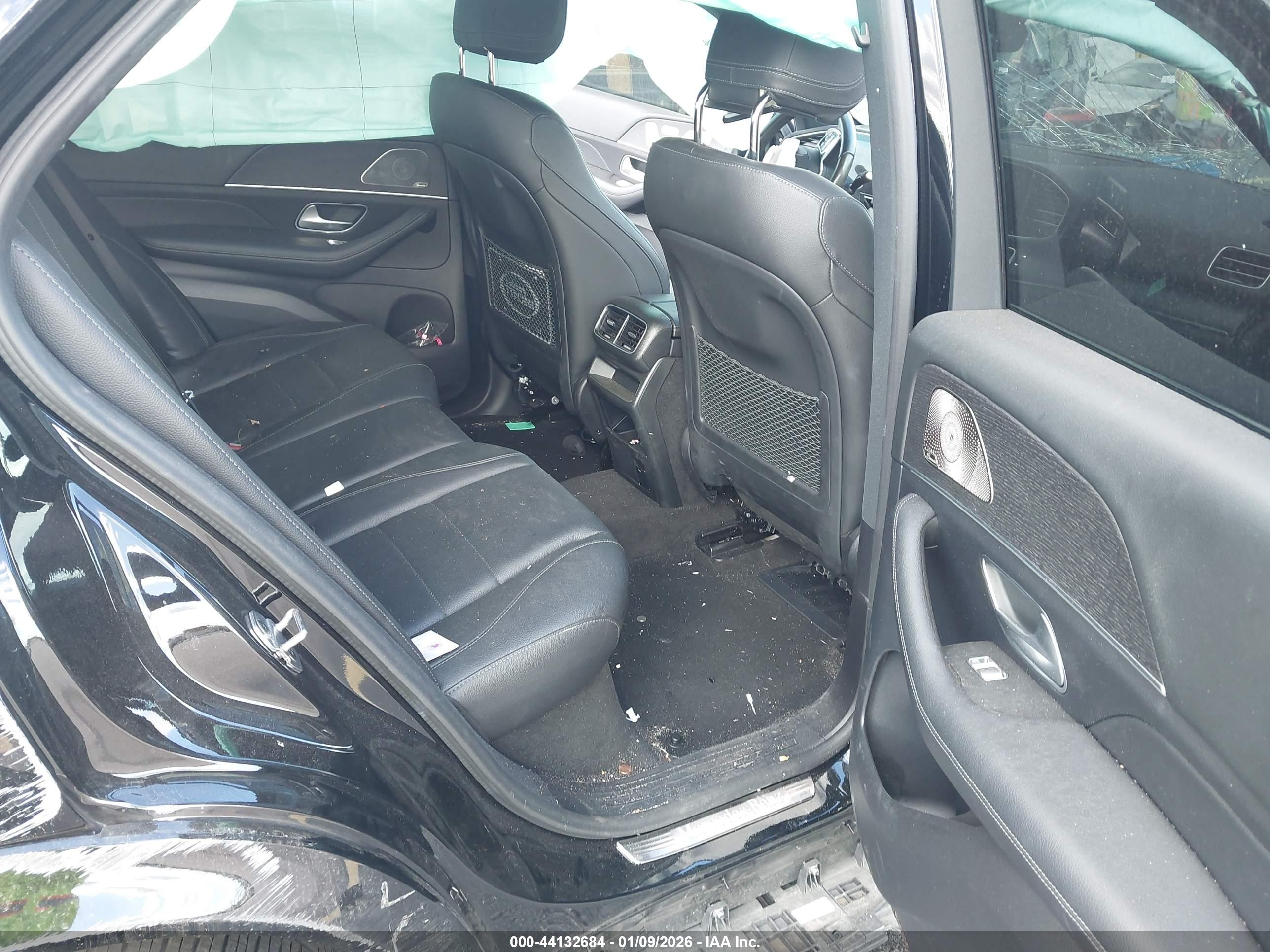 MERCEDES-BENZ GLE image 8