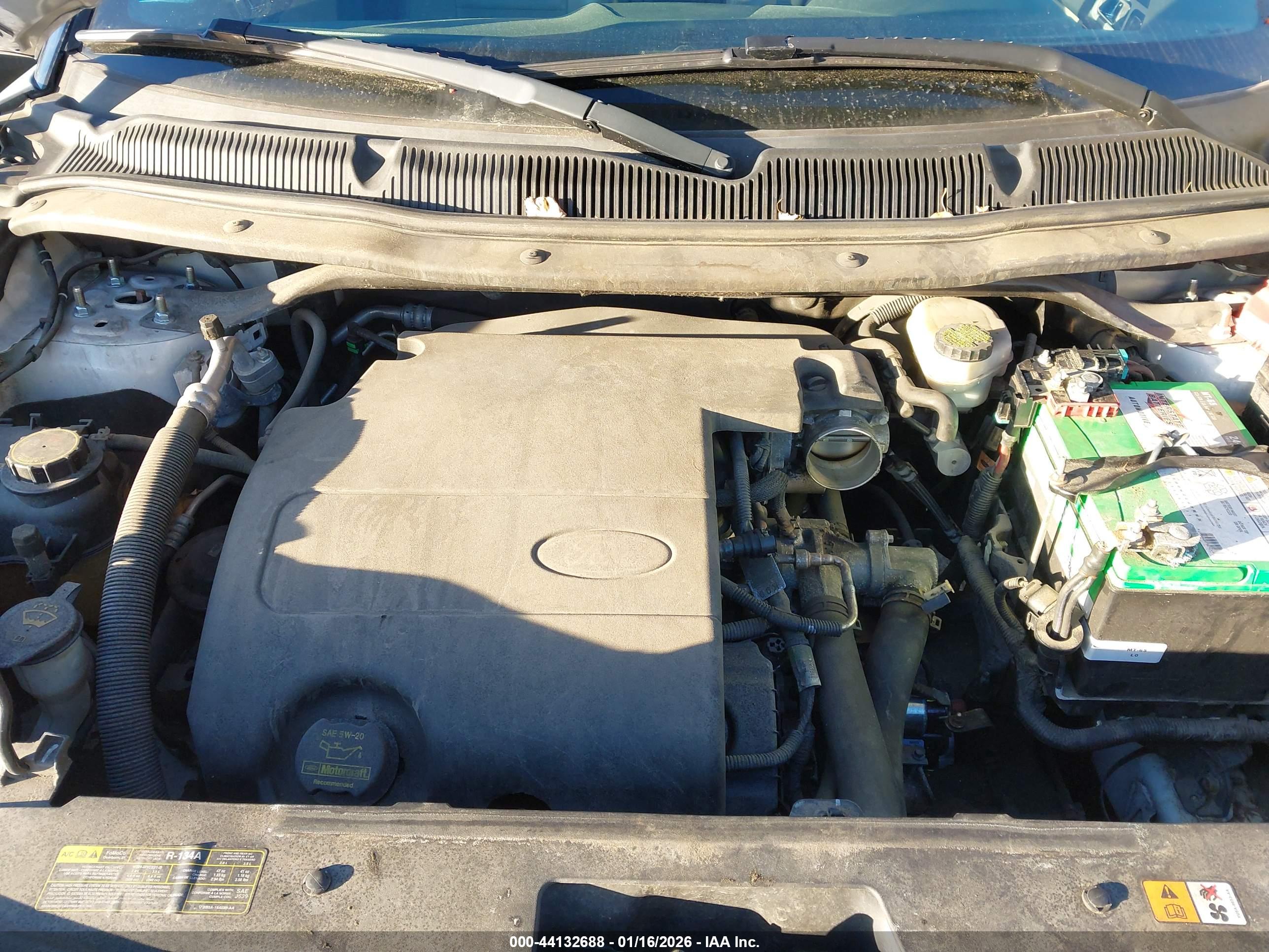 FORD EXPLORER image 10