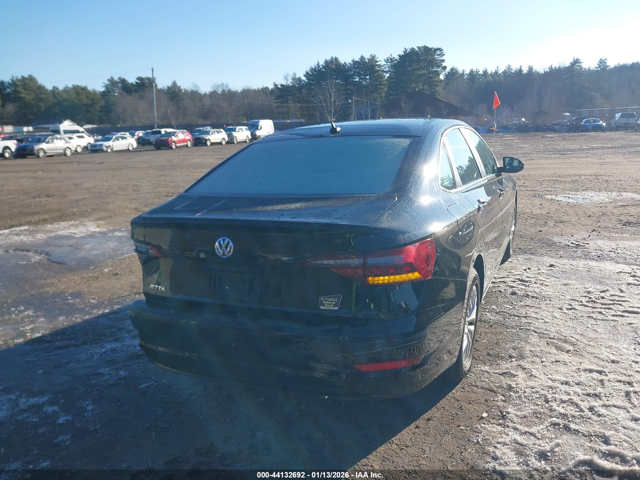 VOLKSWAGEN JETTA image 4