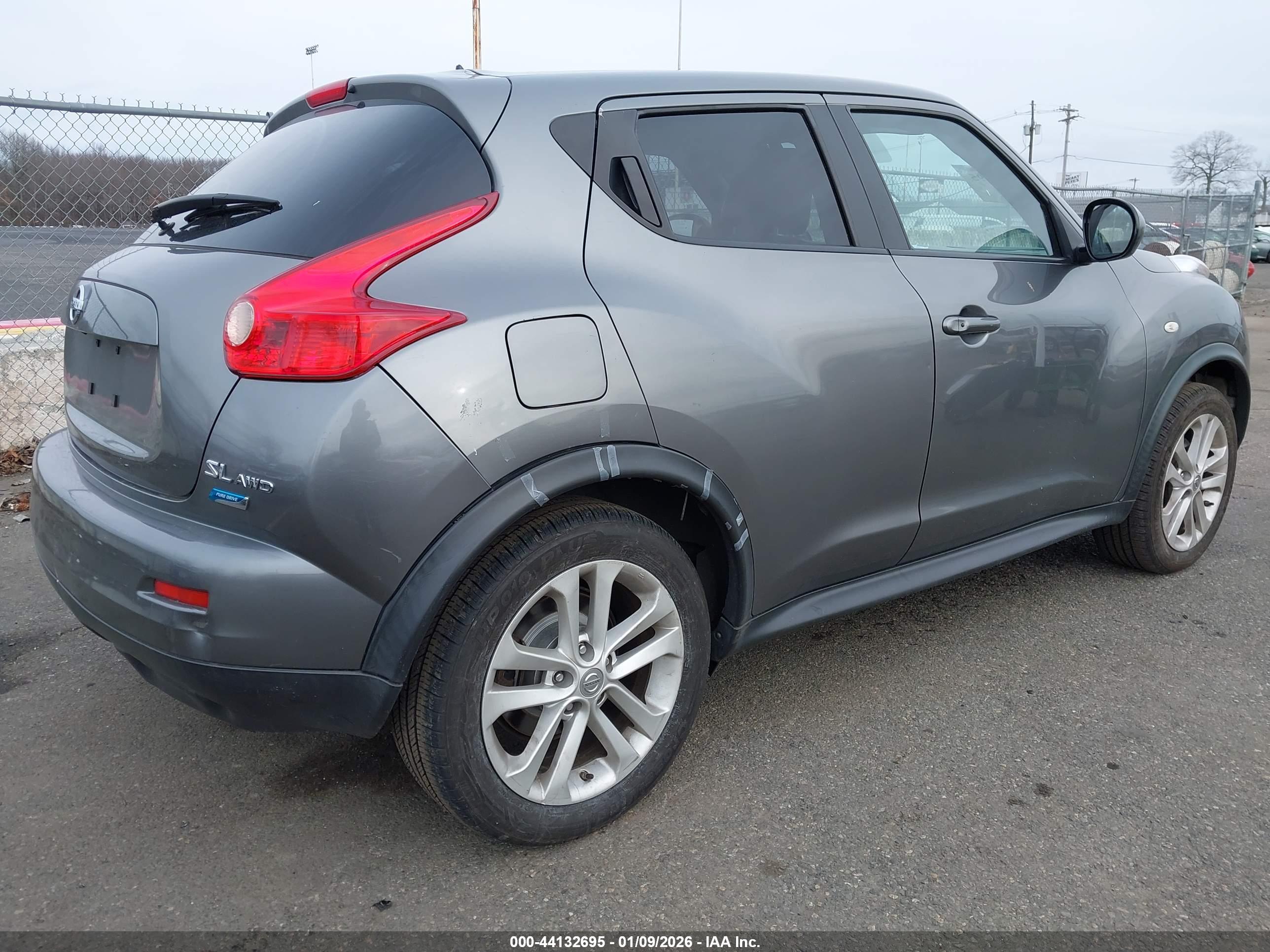 NISSAN JUKE image 4