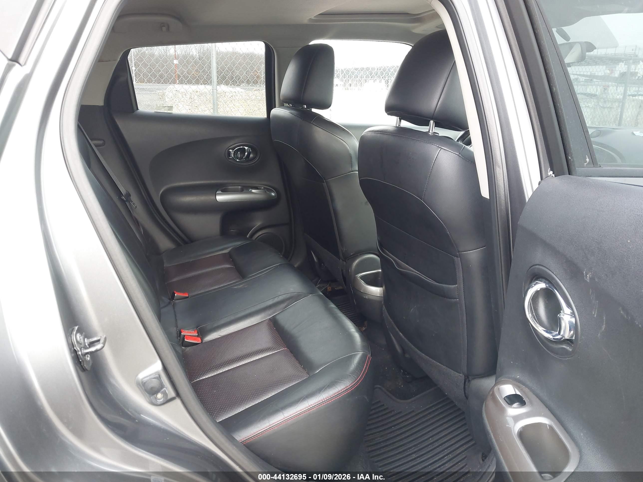 NISSAN JUKE image 8