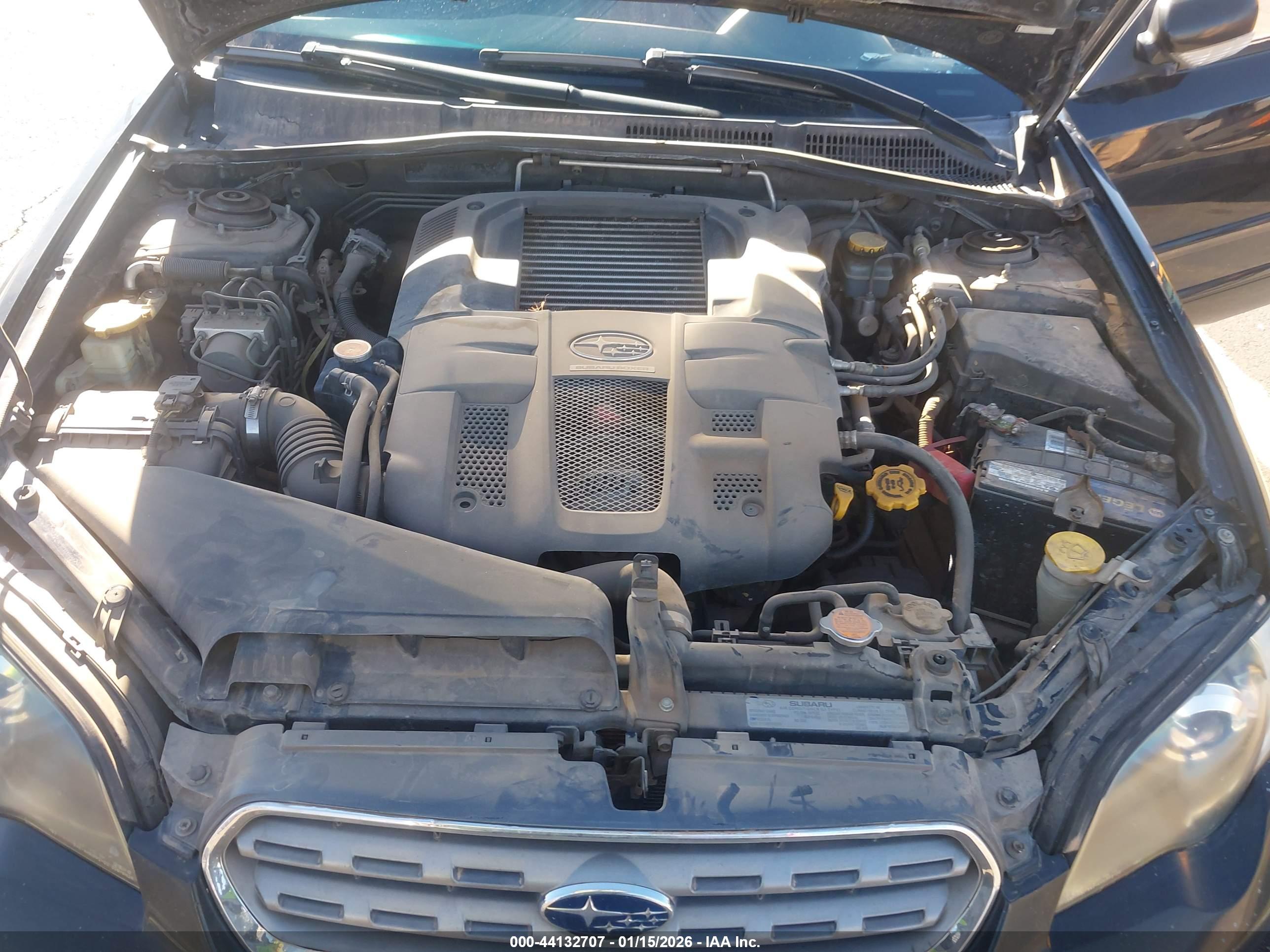 SUBARU OUTBACK image 10