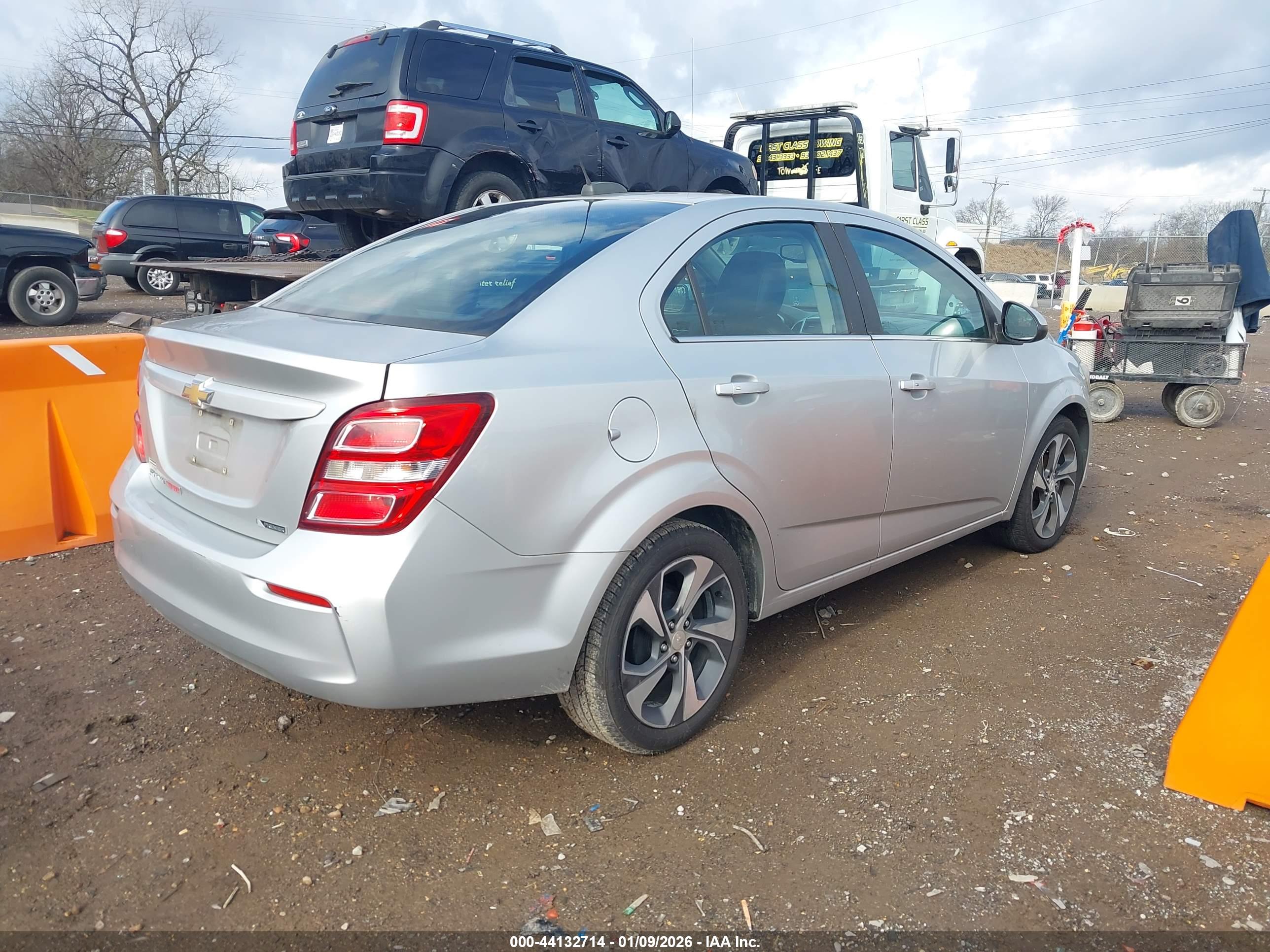 CHEVROLET SONIC image 4
