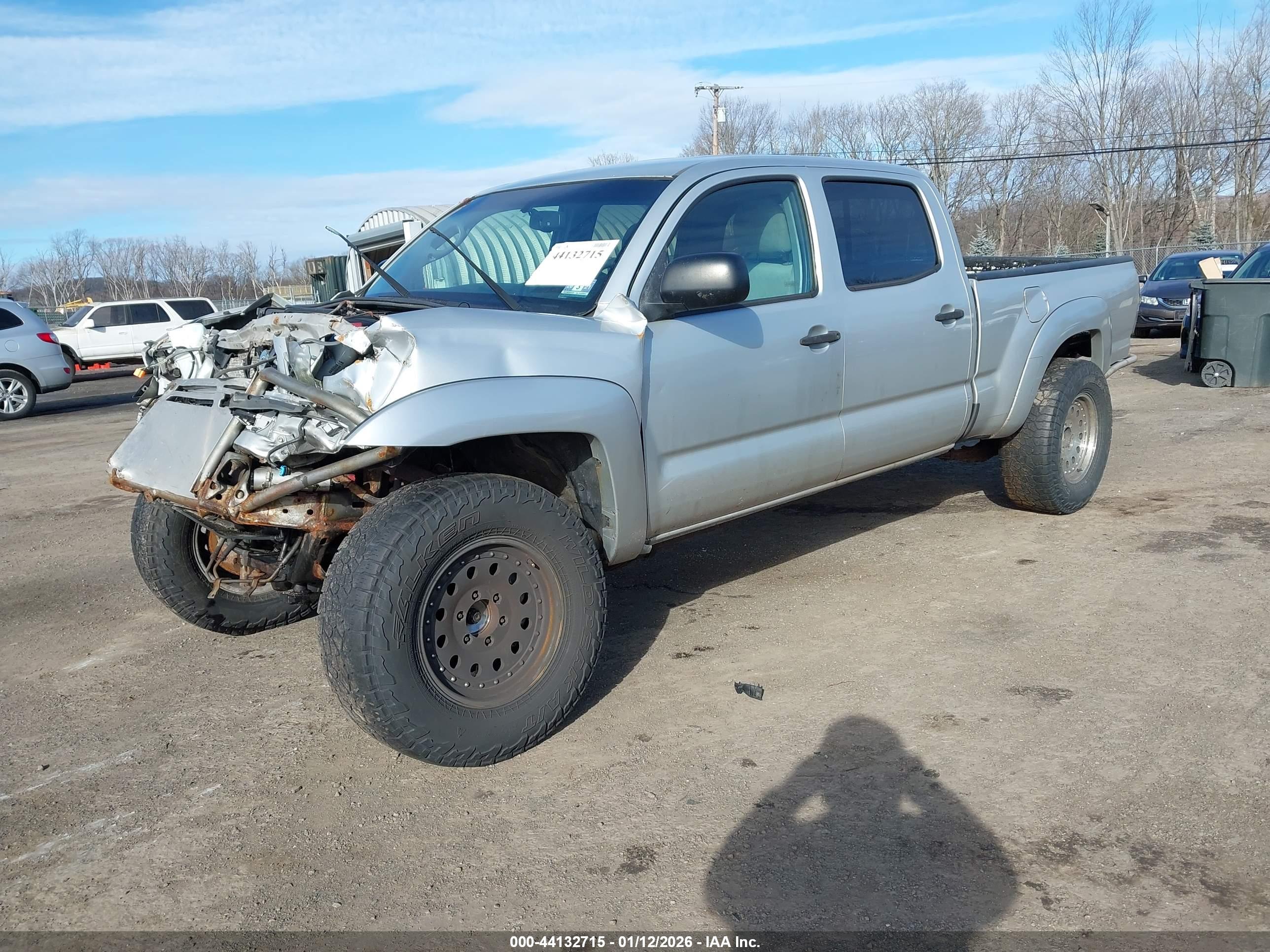 TOYOTA TACOMA image 2