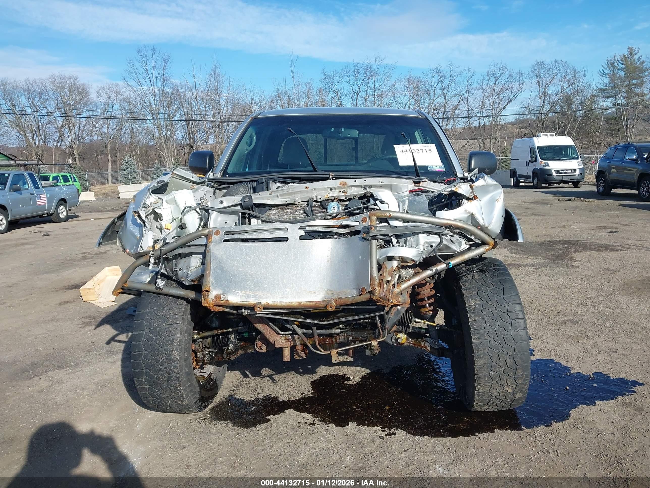TOYOTA TACOMA image 6