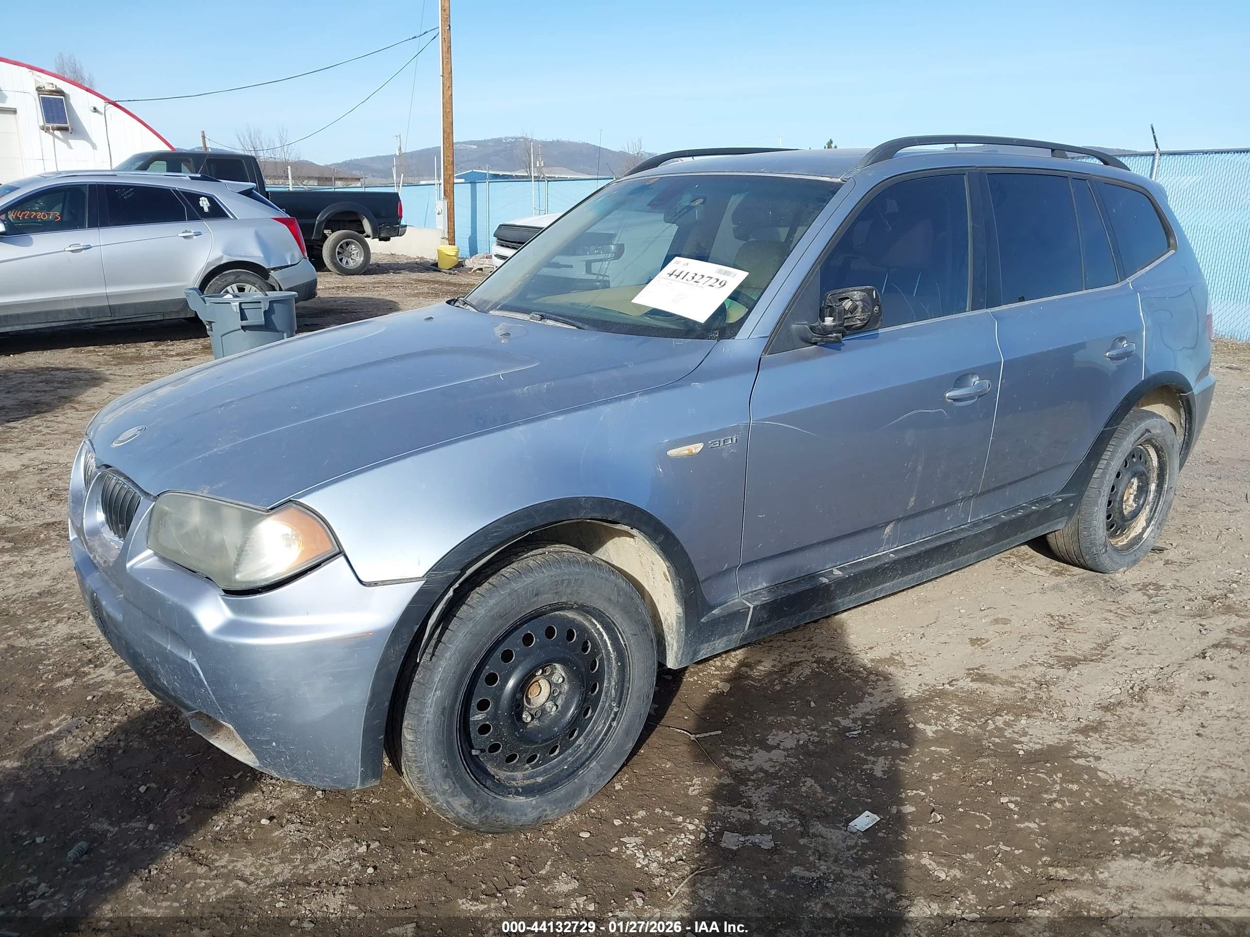 BMW X3 image 2