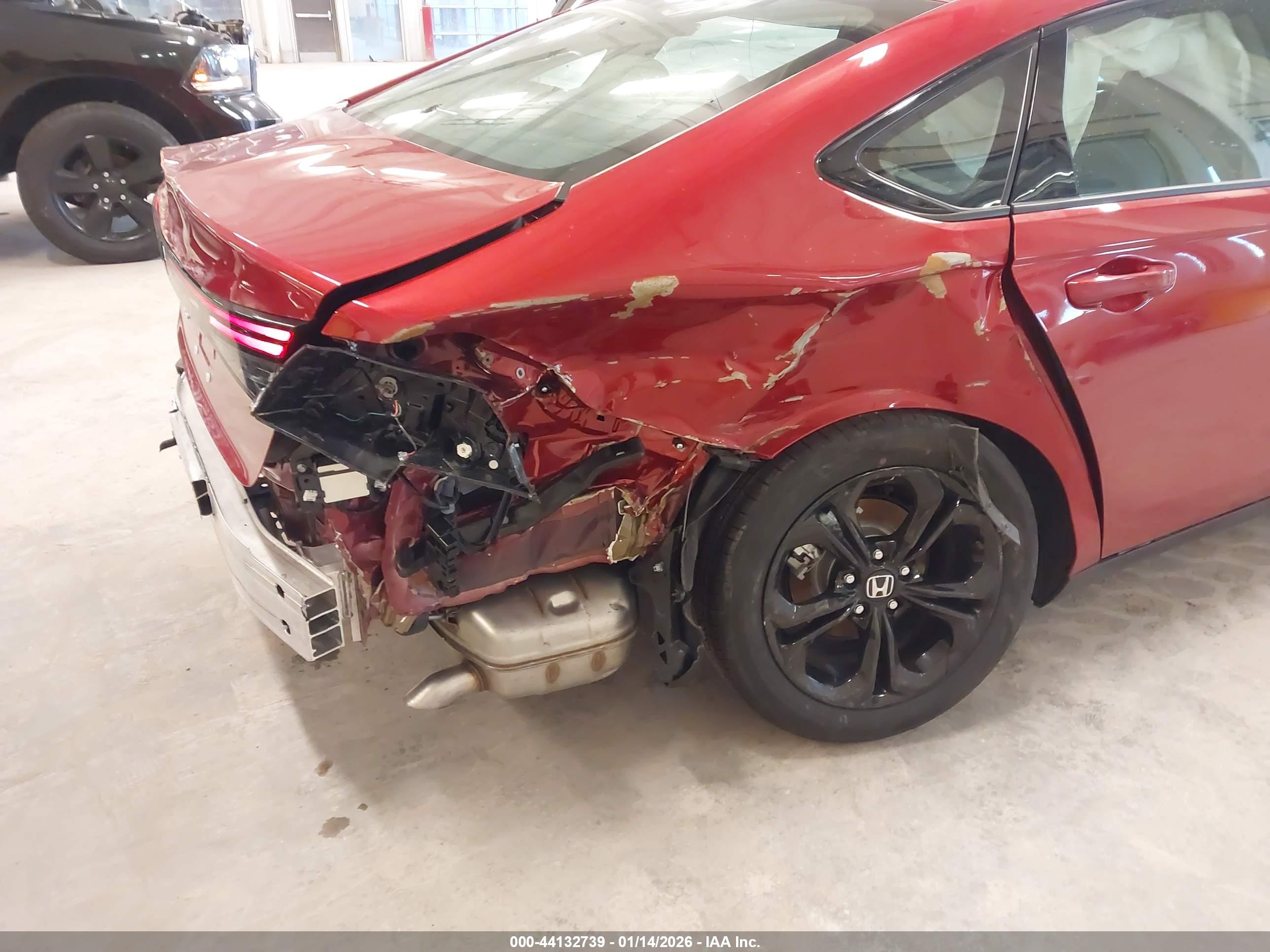 HONDA ACCORD image 6