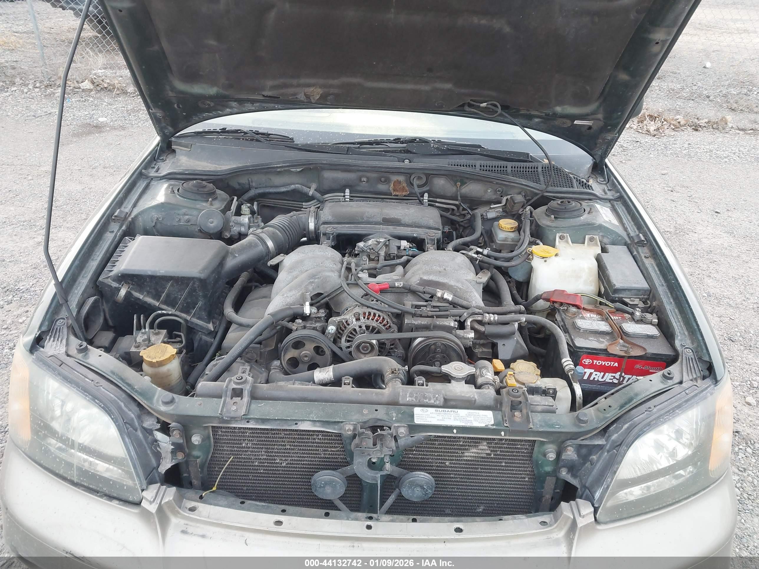 SUBARU OUTBACK image 10