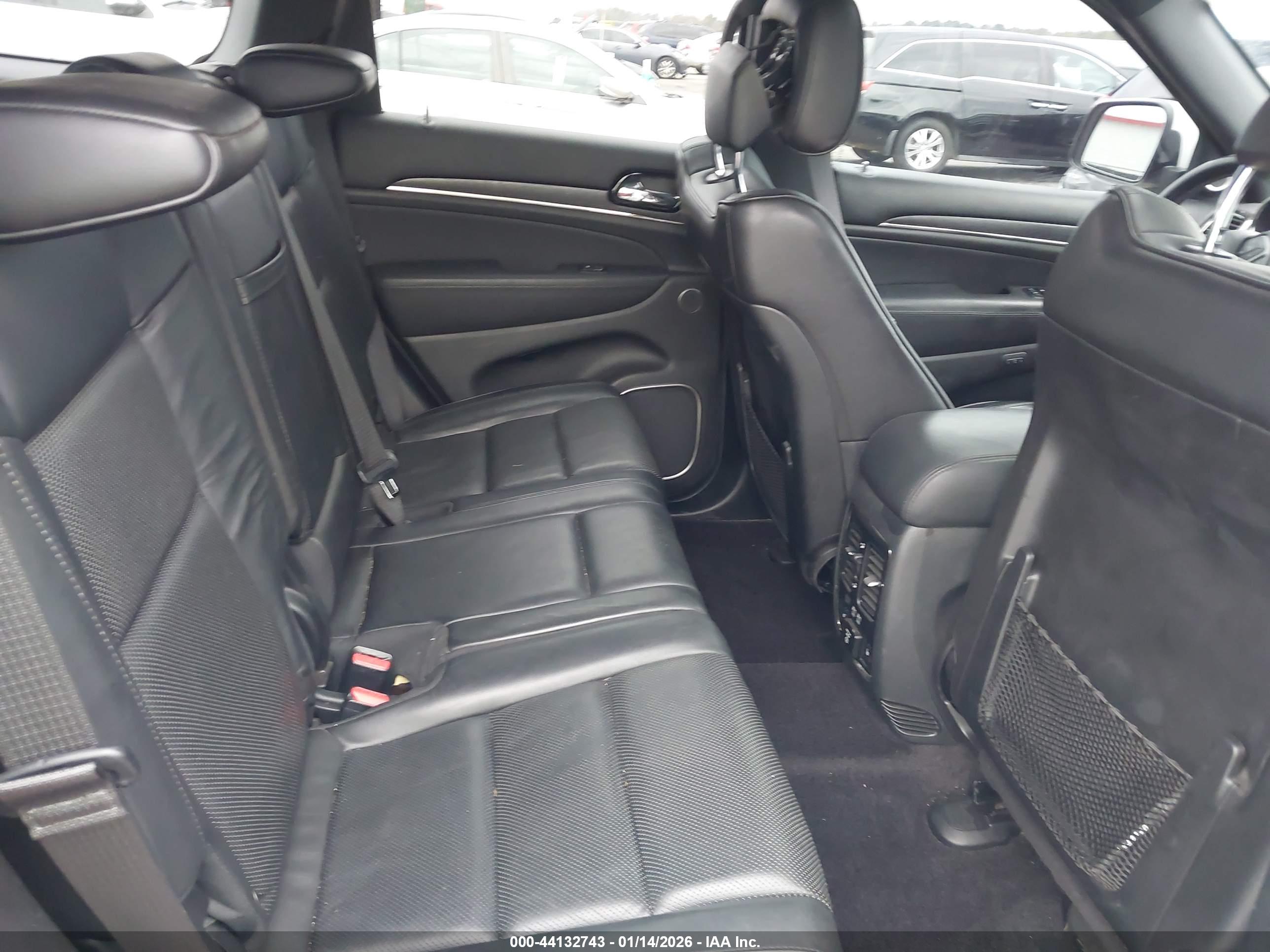 JEEP GRAND image 8