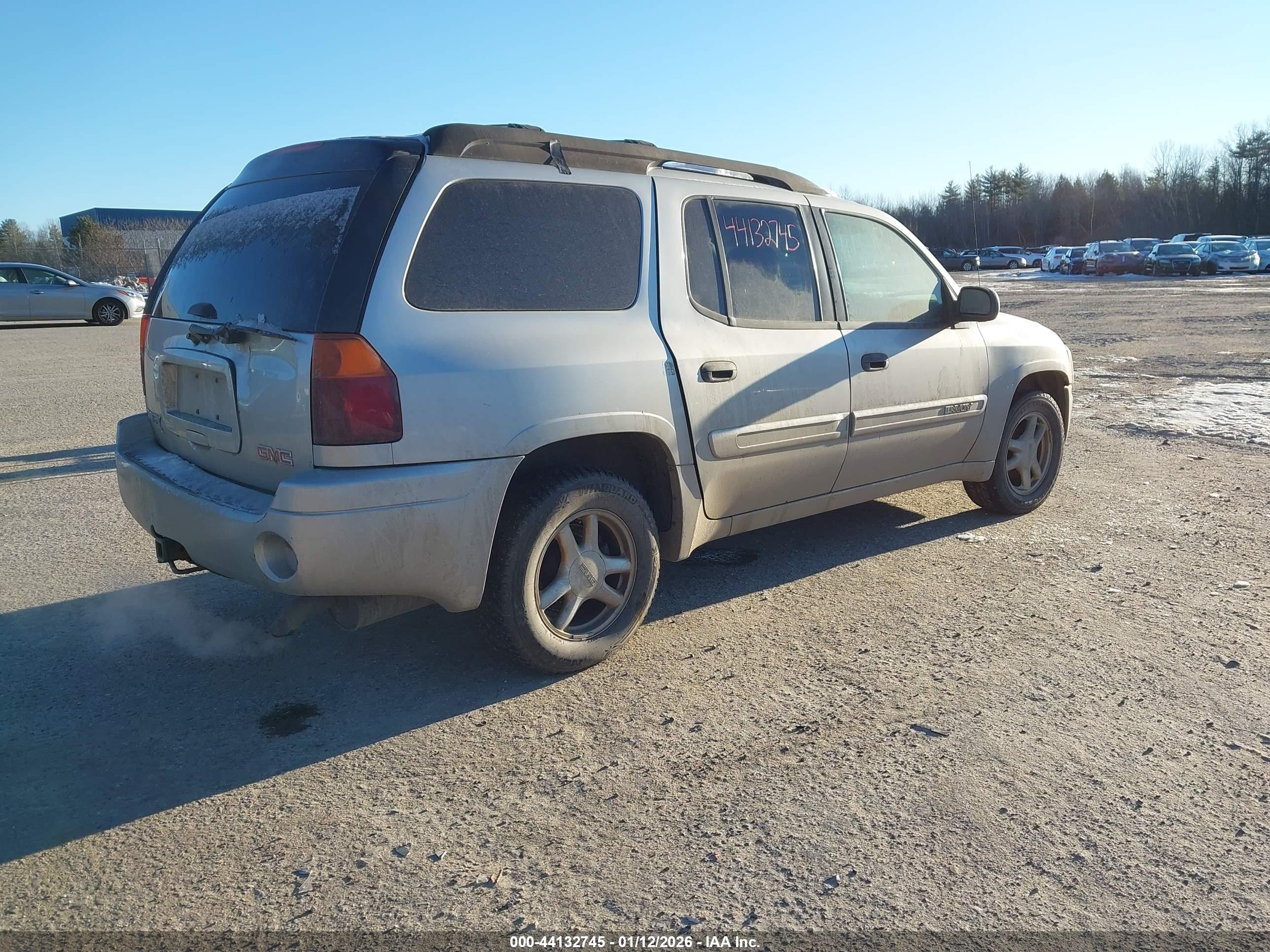 GMC ENVOY image 4