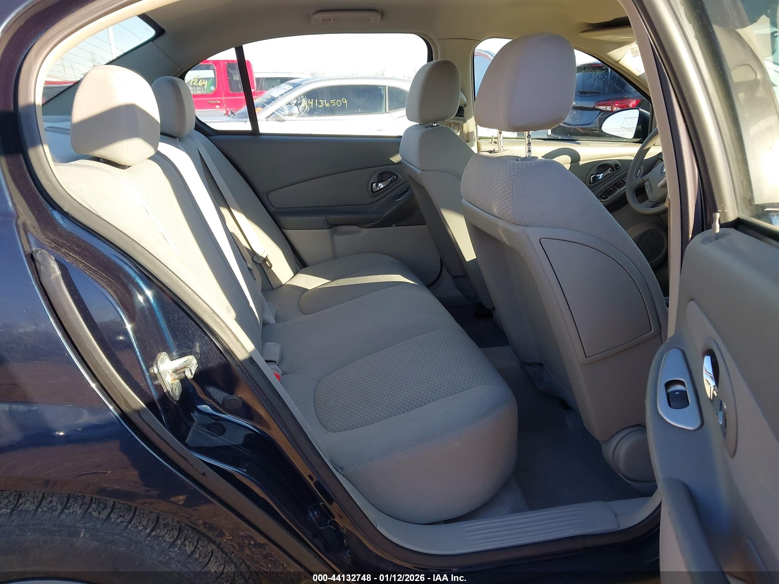 CHEVROLET MALIBU image 8