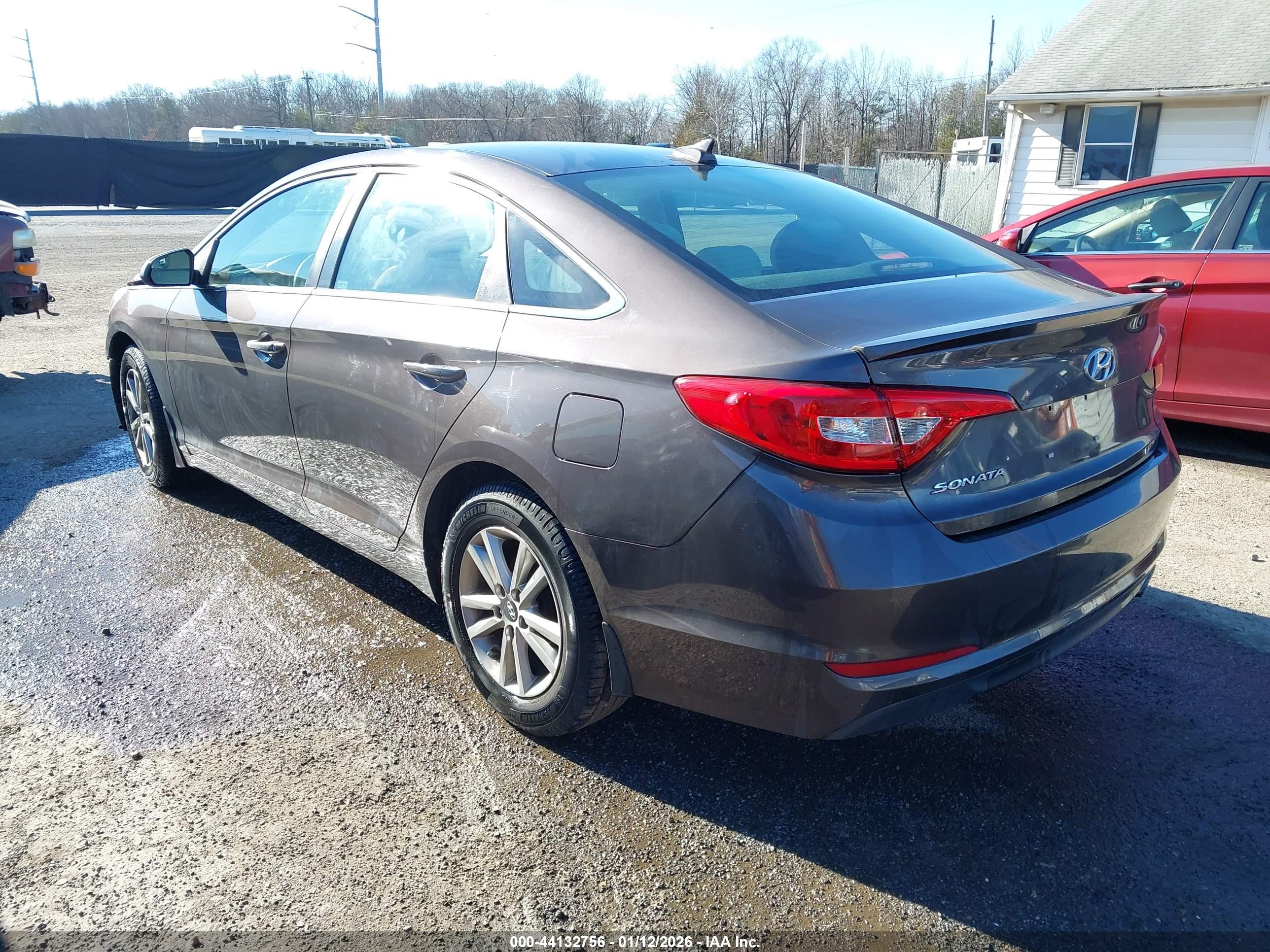 HYUNDAI SONATA image 3