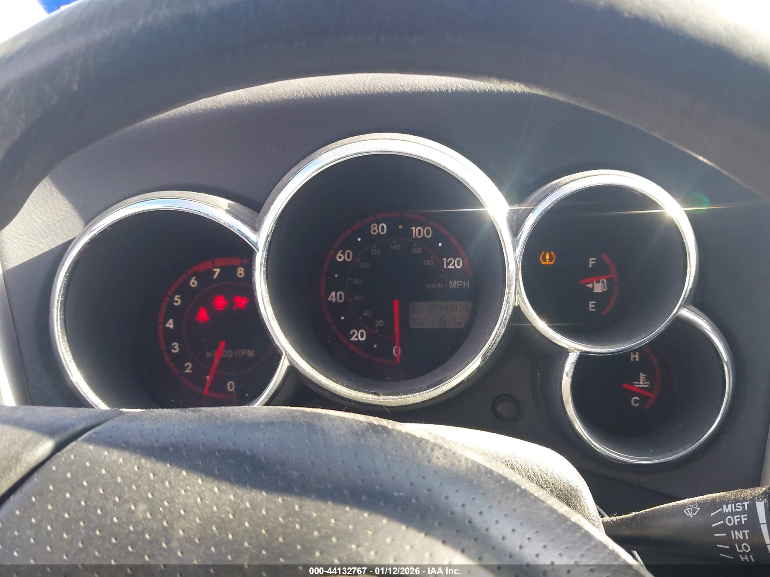 PONTIAC VIBE image 7