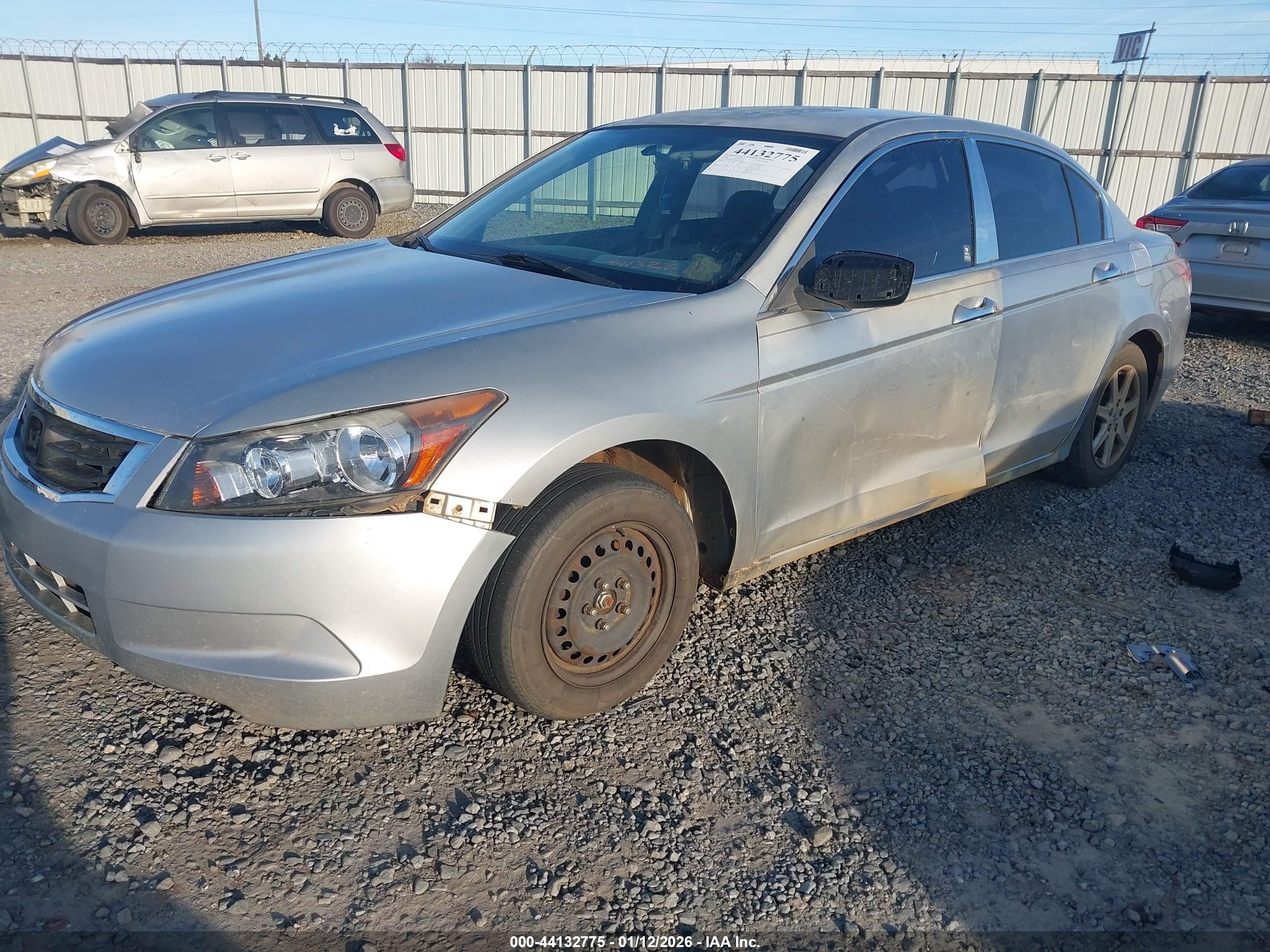 HONDA ACCORD image 2