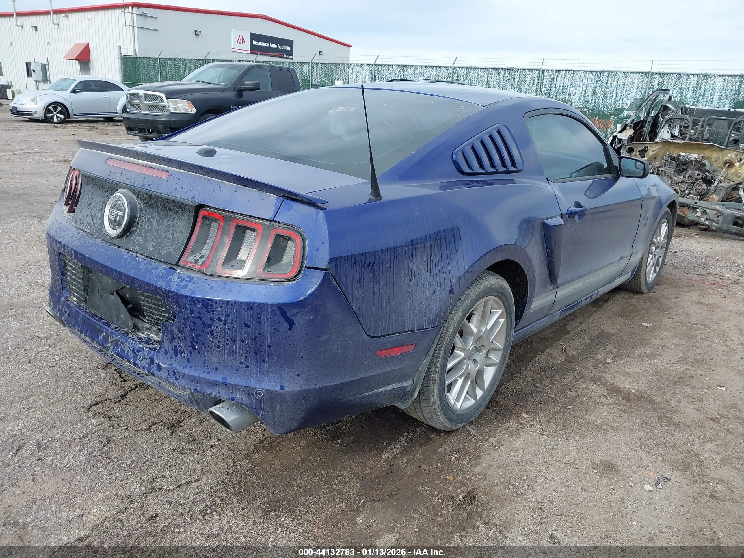 FORD MUSTANG image 4
