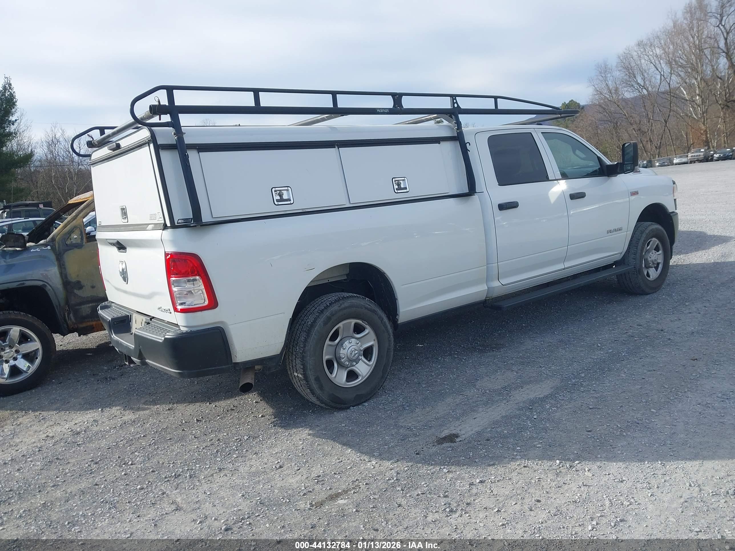 RAM 3500 image 4