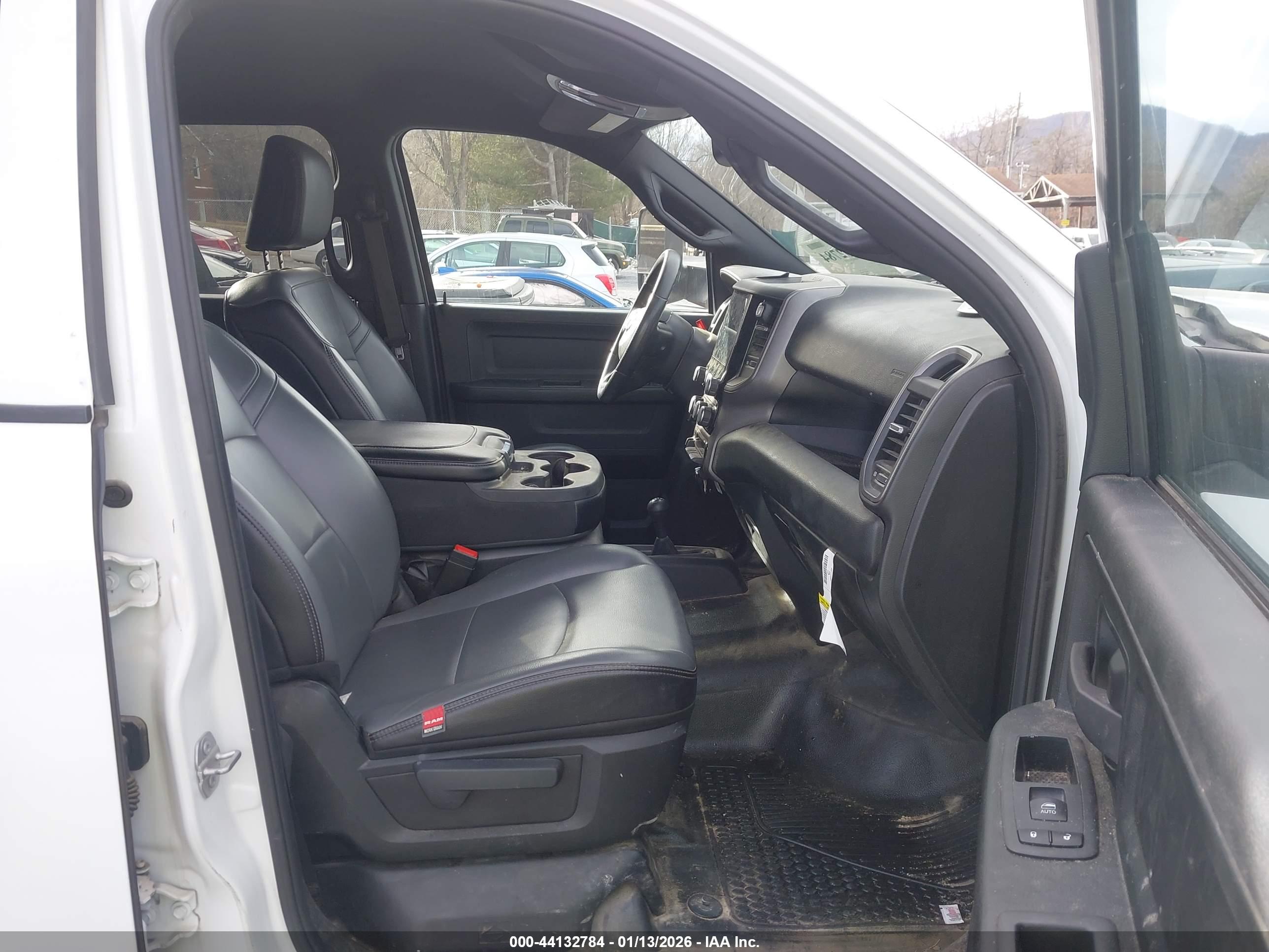 RAM 3500 image 7