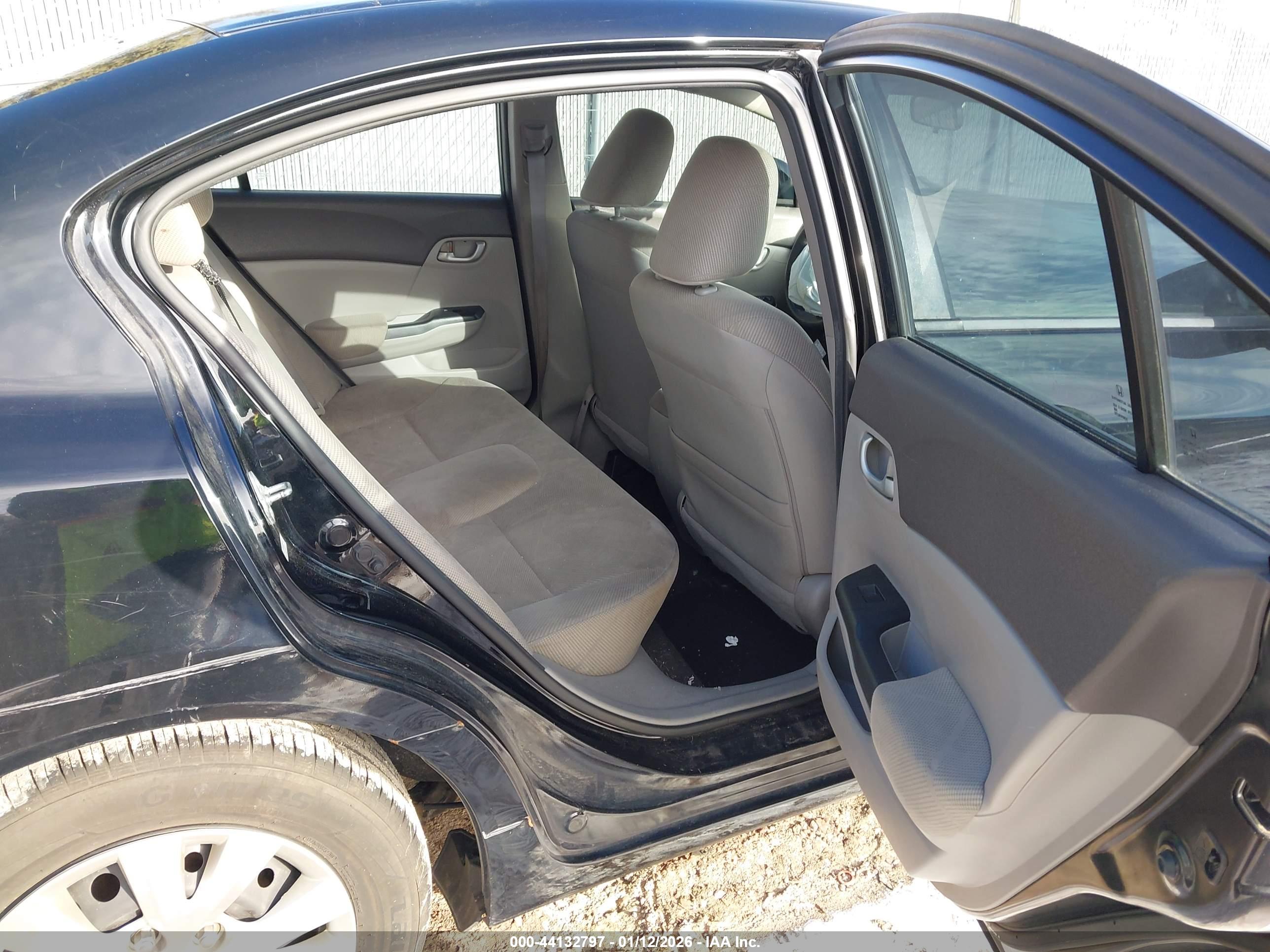 HONDA CIVIC image 8