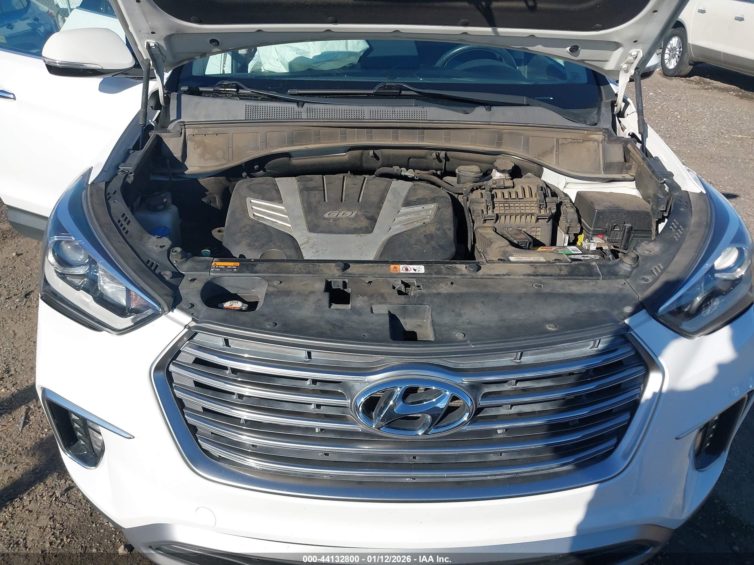HYUNDAI SANTA image 10