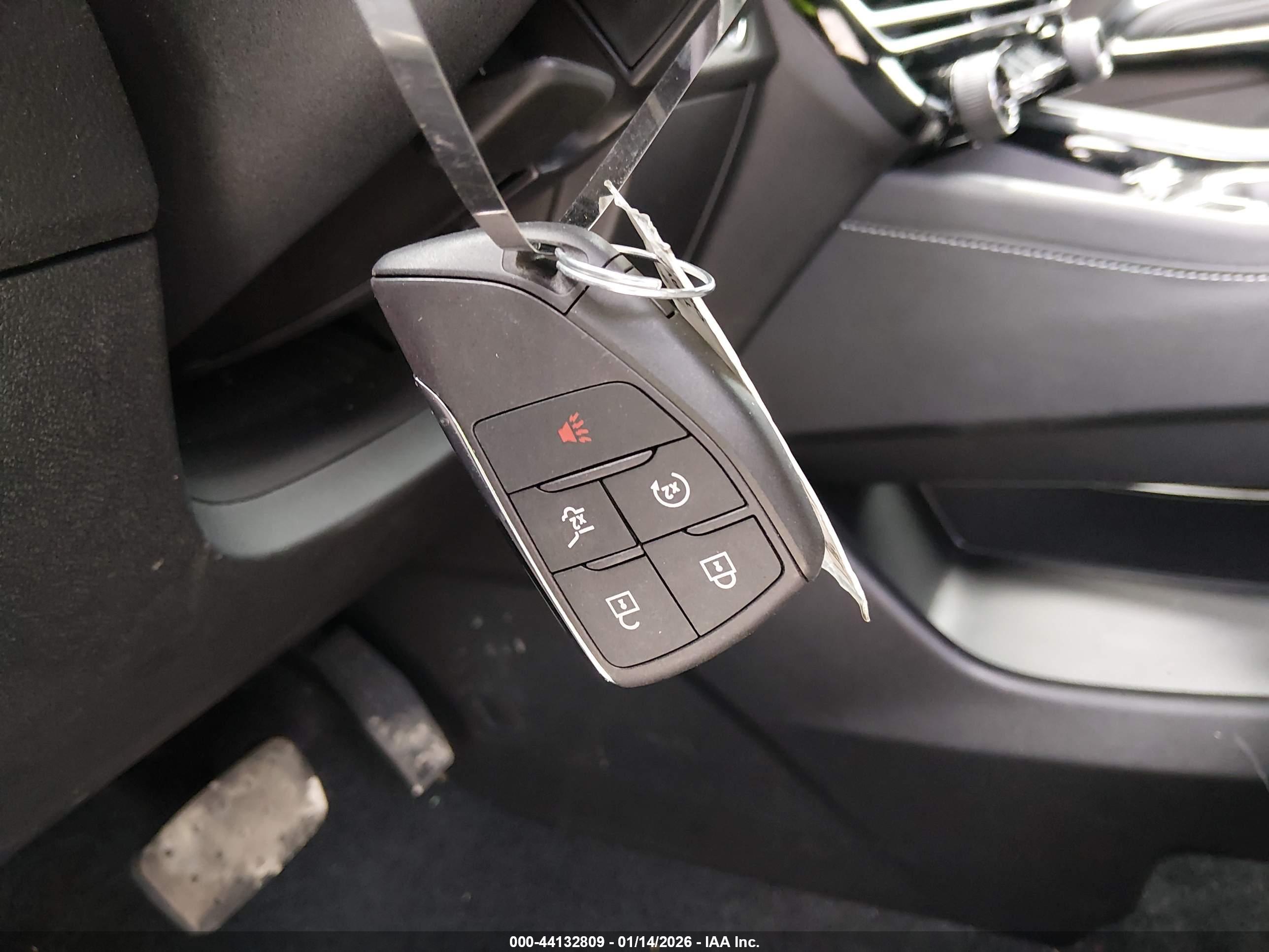 CHEVROLET TRAVERSE image 11