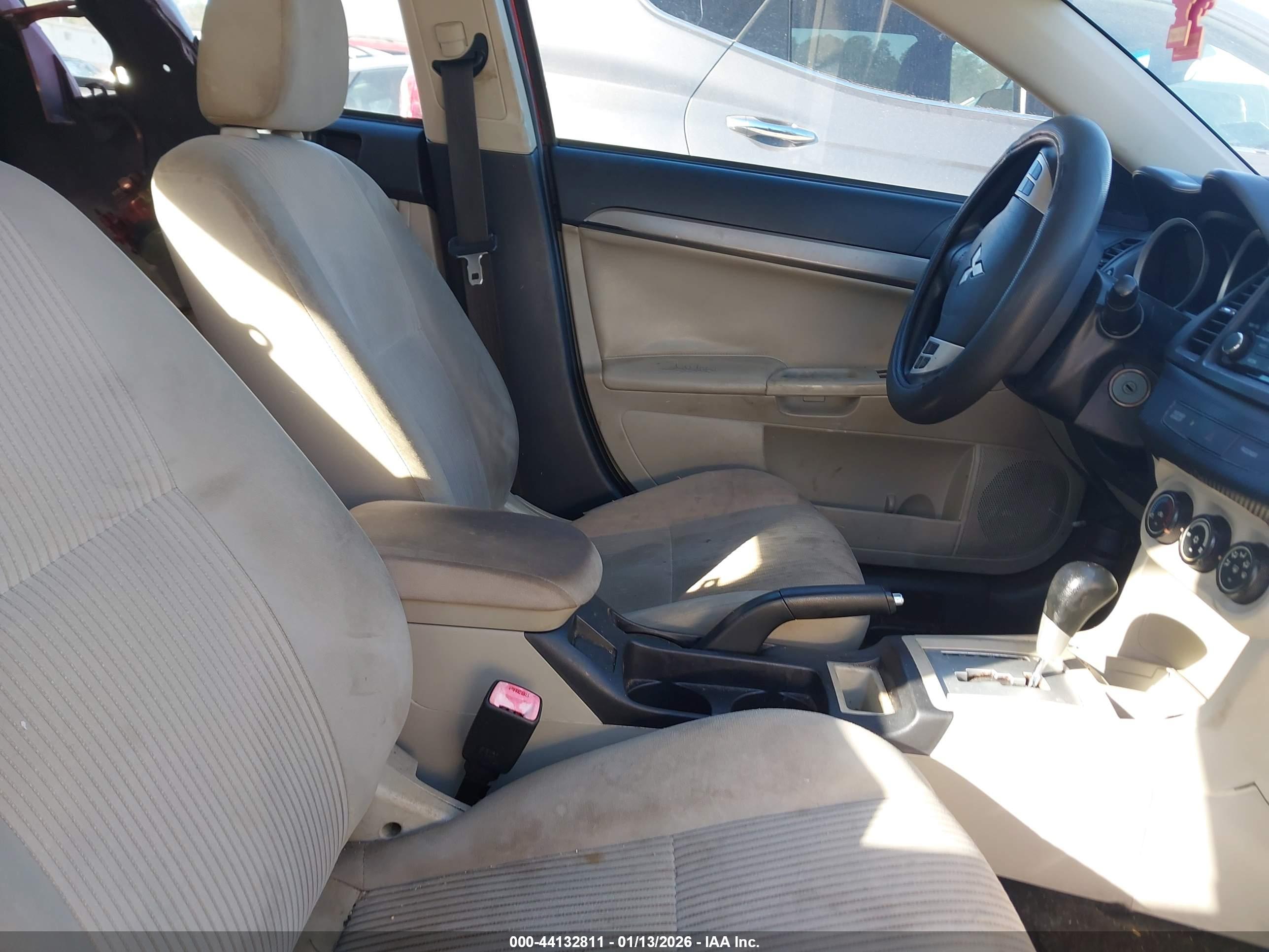 MITSUBISHI LANCER image 5