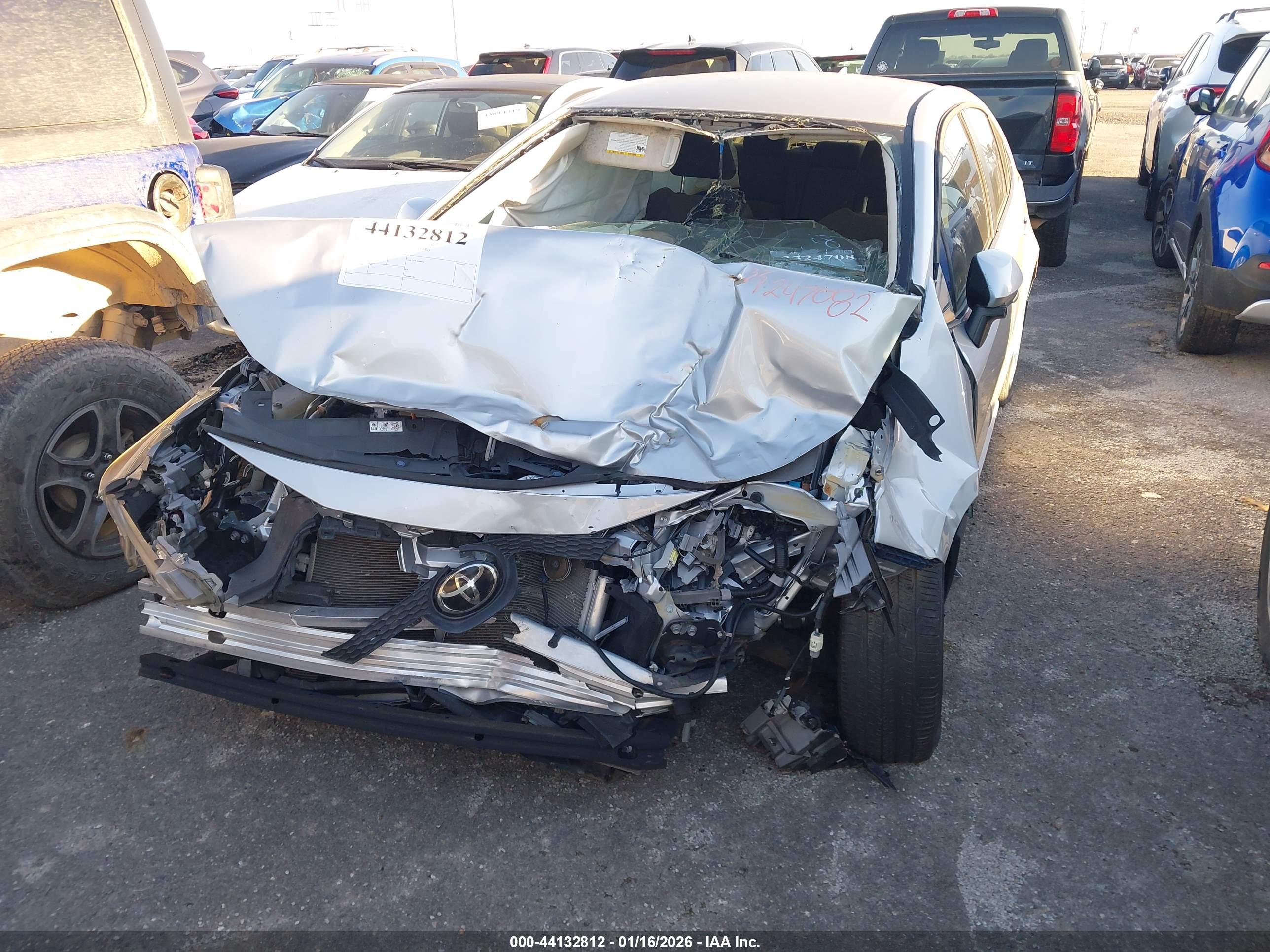 TOYOTA COROLLA image 6