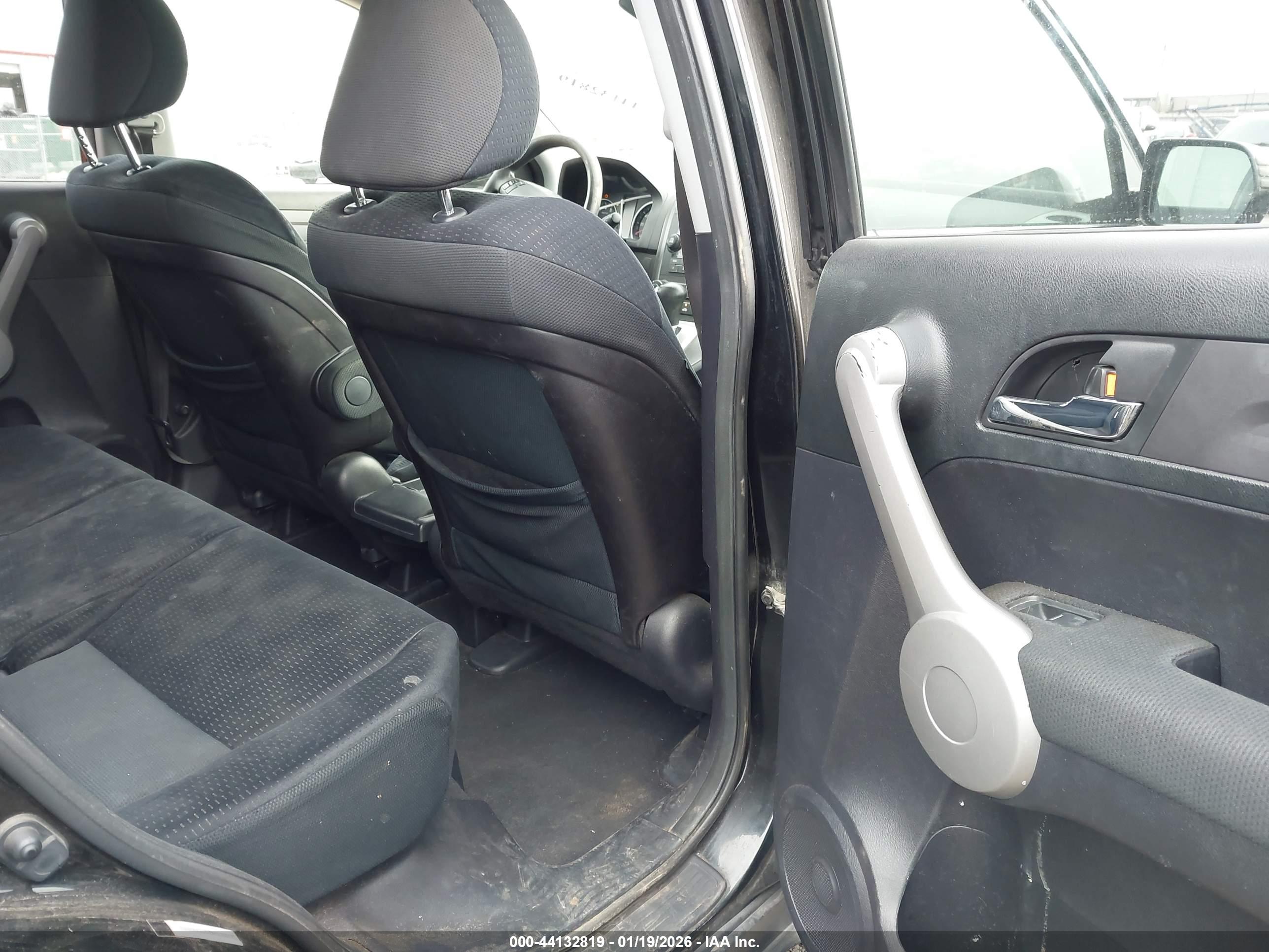HONDA CR-V image 8