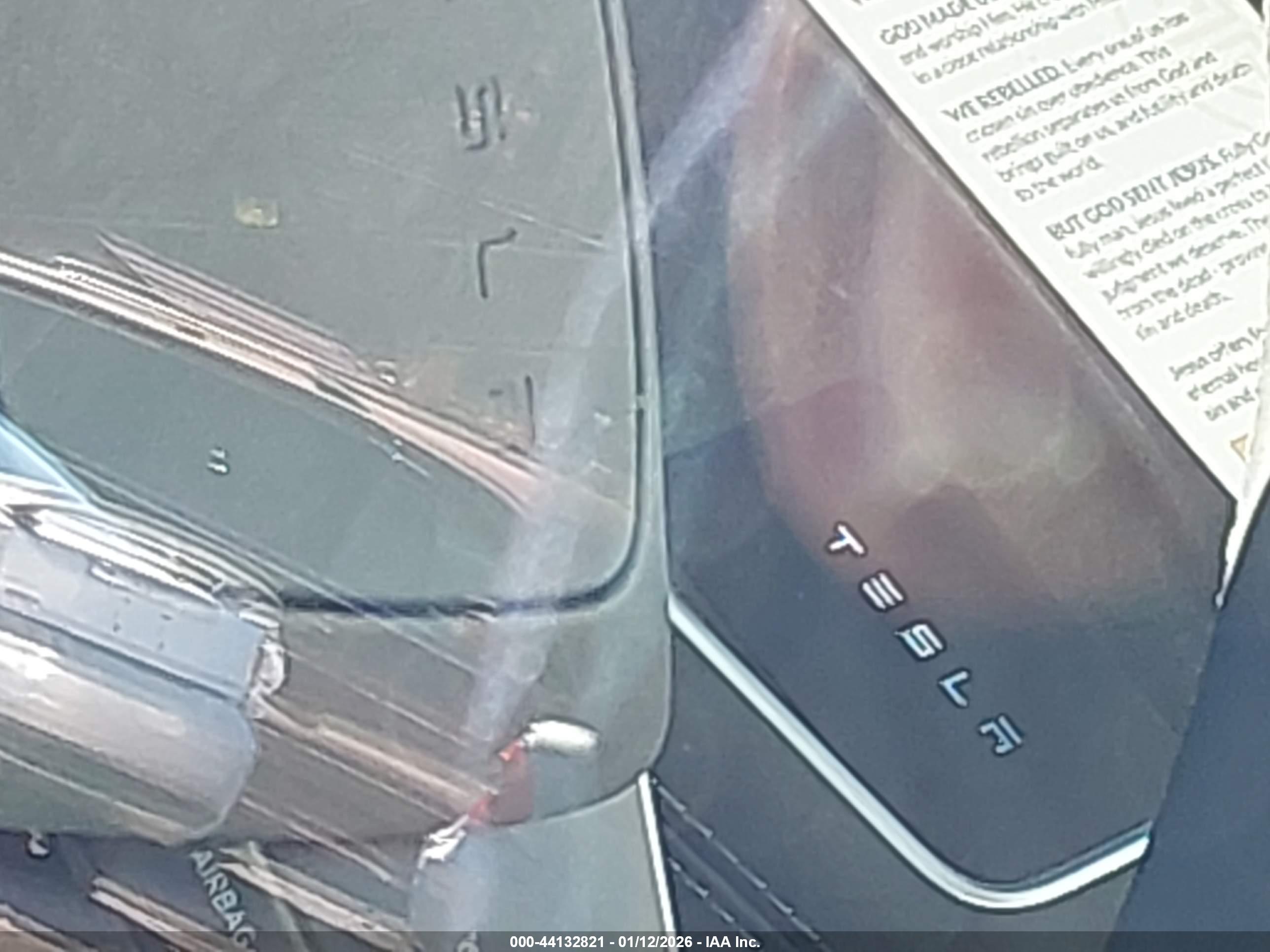 TESLA MODEL image 11