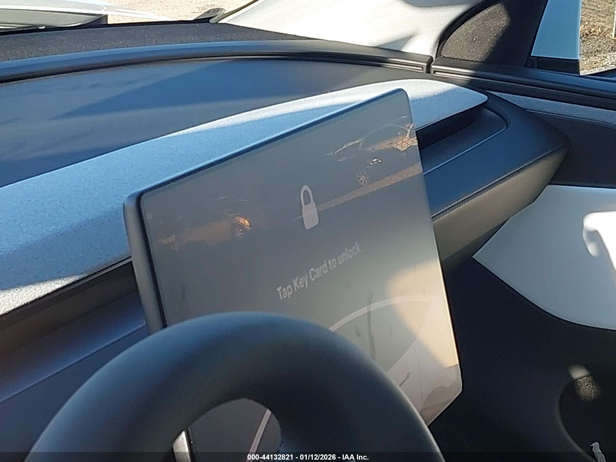 TESLA MODEL image 7