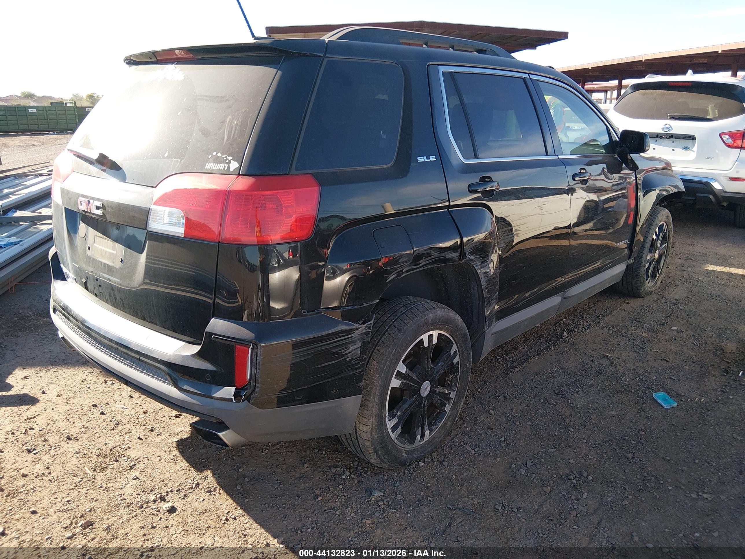 GMC TERRAIN image 4