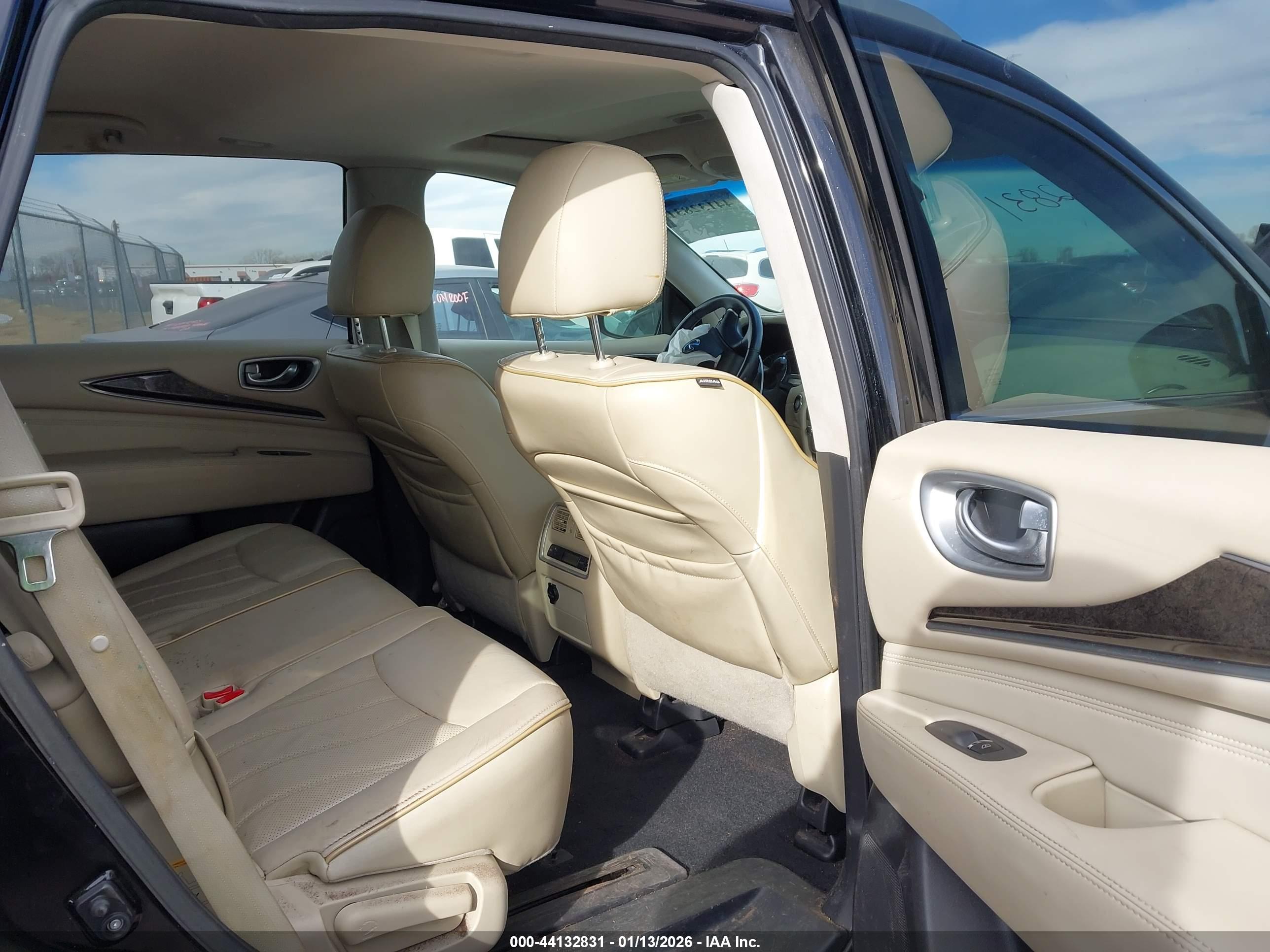 INFINITI QX60 image 8